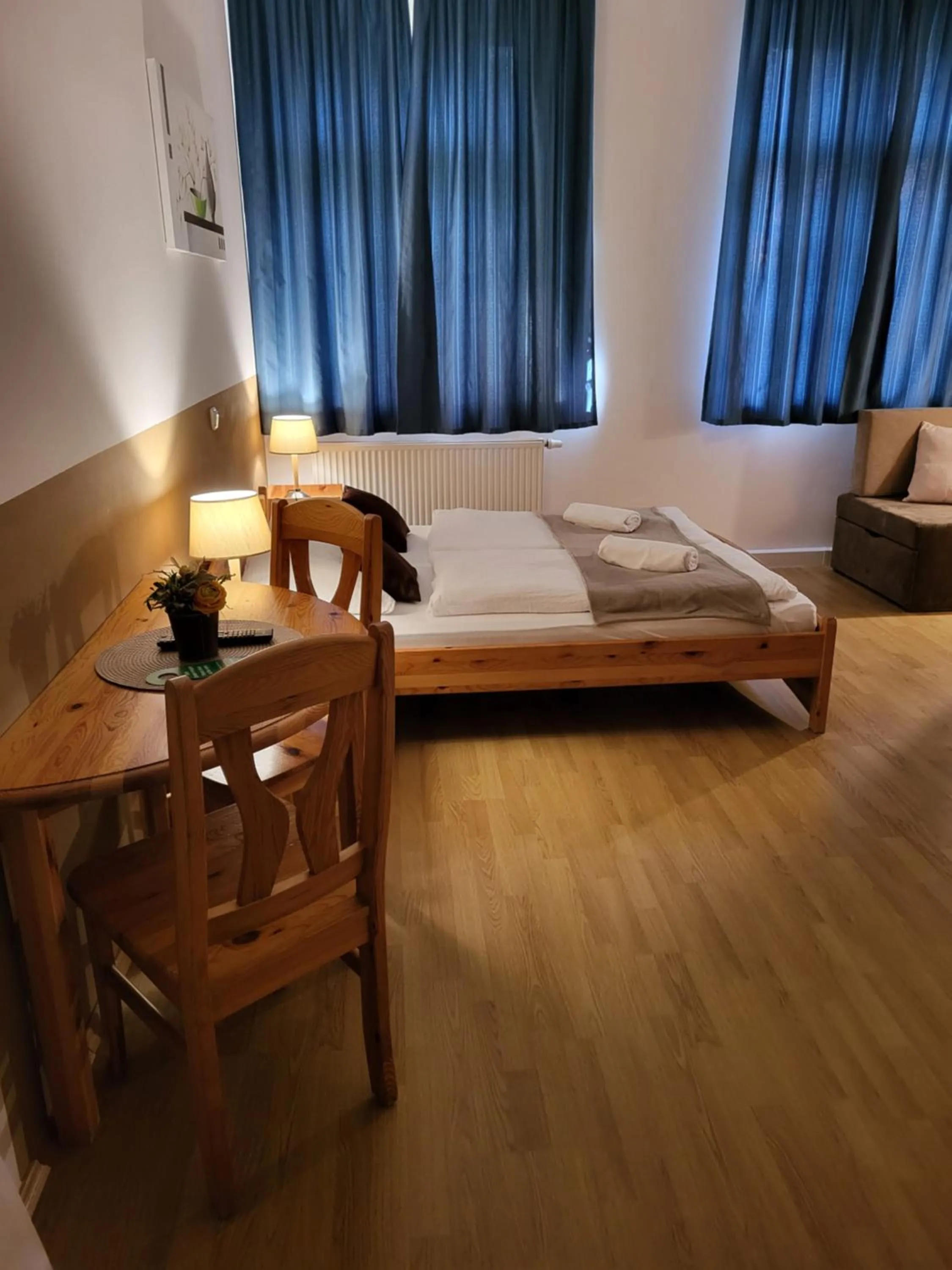 Bedroom, Bed in Hotel Alpin Murau