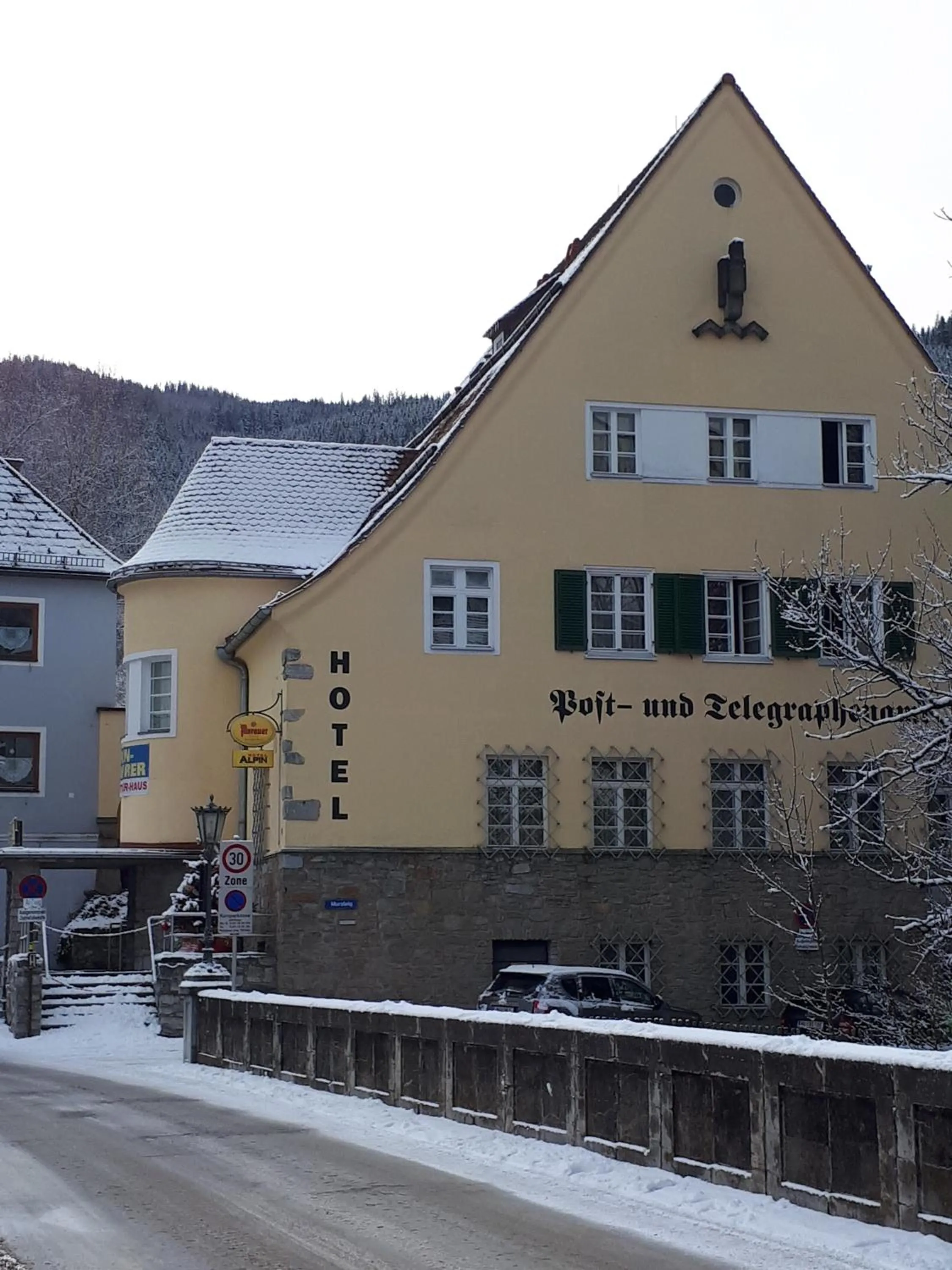 Facade/entrance in Hotel Alpin Murau