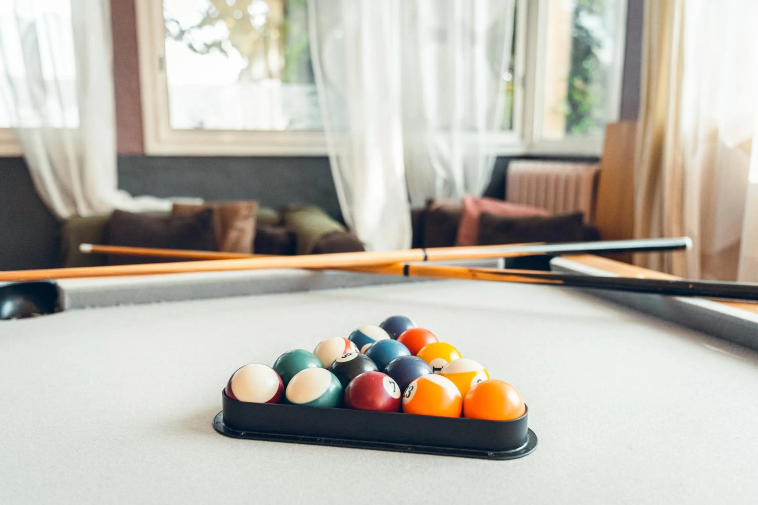 Game Room in Logis Hôtel La Magnanerie - Côté Bistro