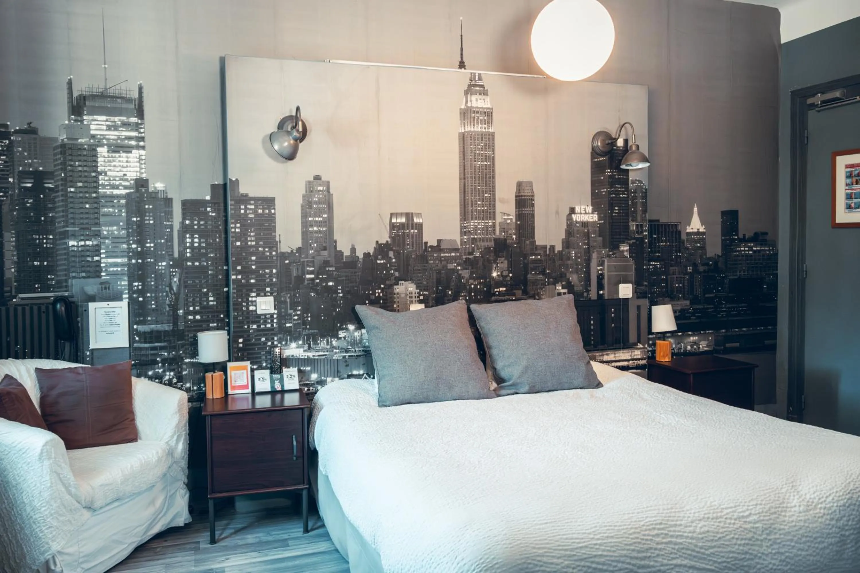 Bedroom, Bed in Logis Hôtel La Magnanerie - Côté Bistro