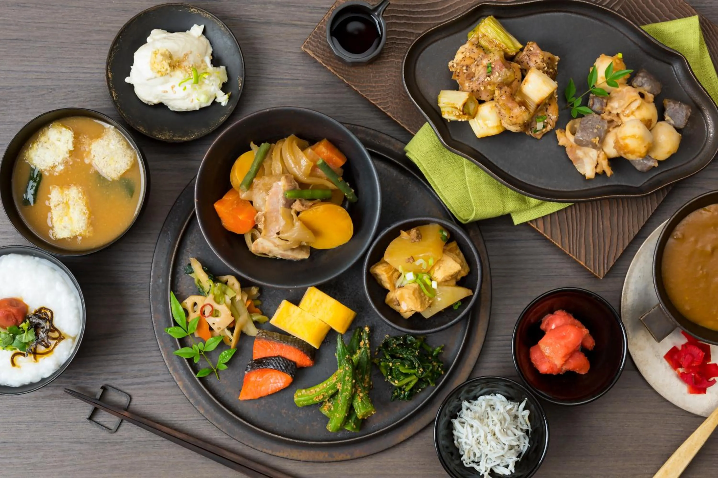 Food and drinks in Candeo Hotels Tokyo Shimbashi