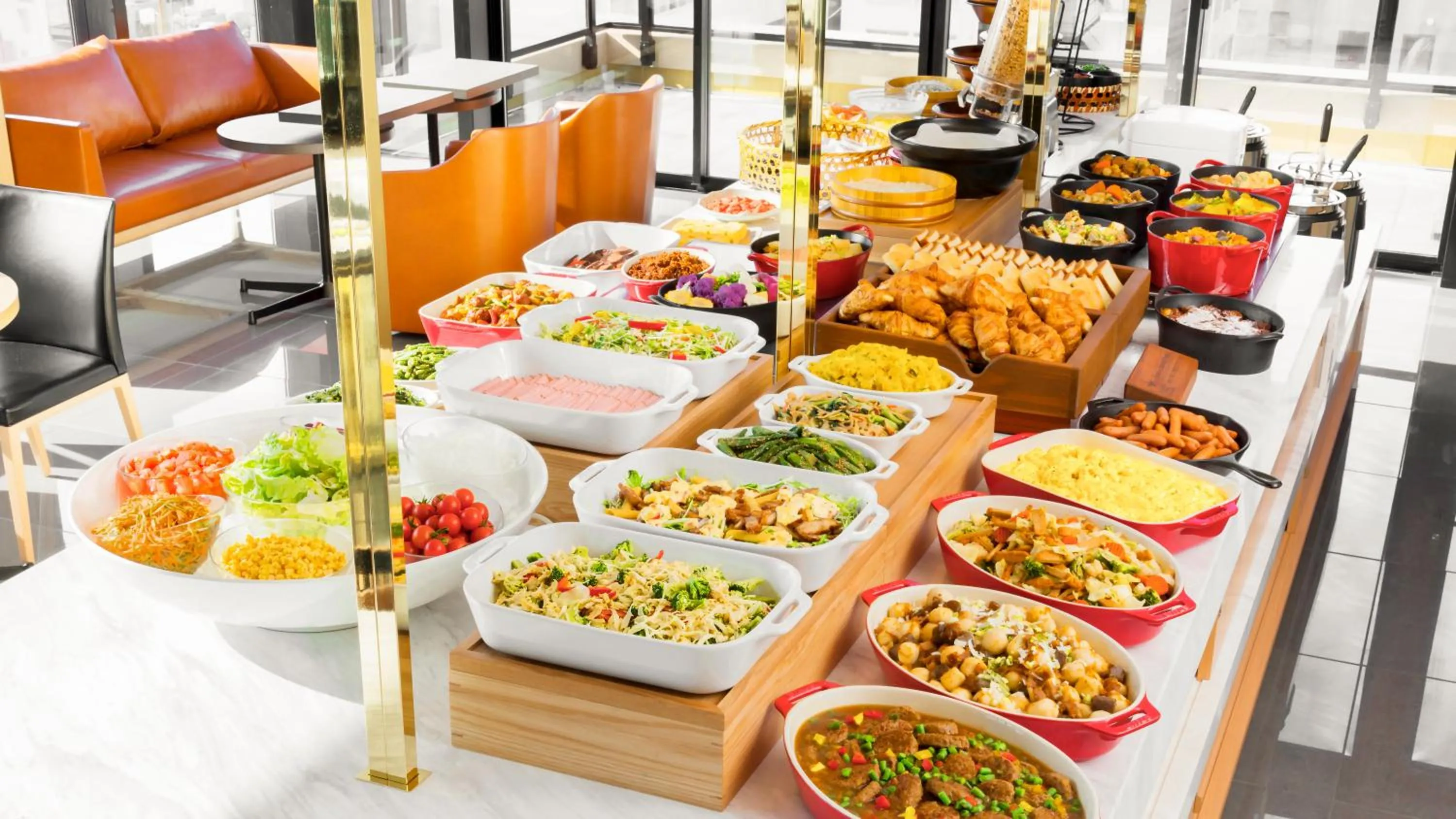 Food and drinks in Candeo Hotels Tokyo Shimbashi