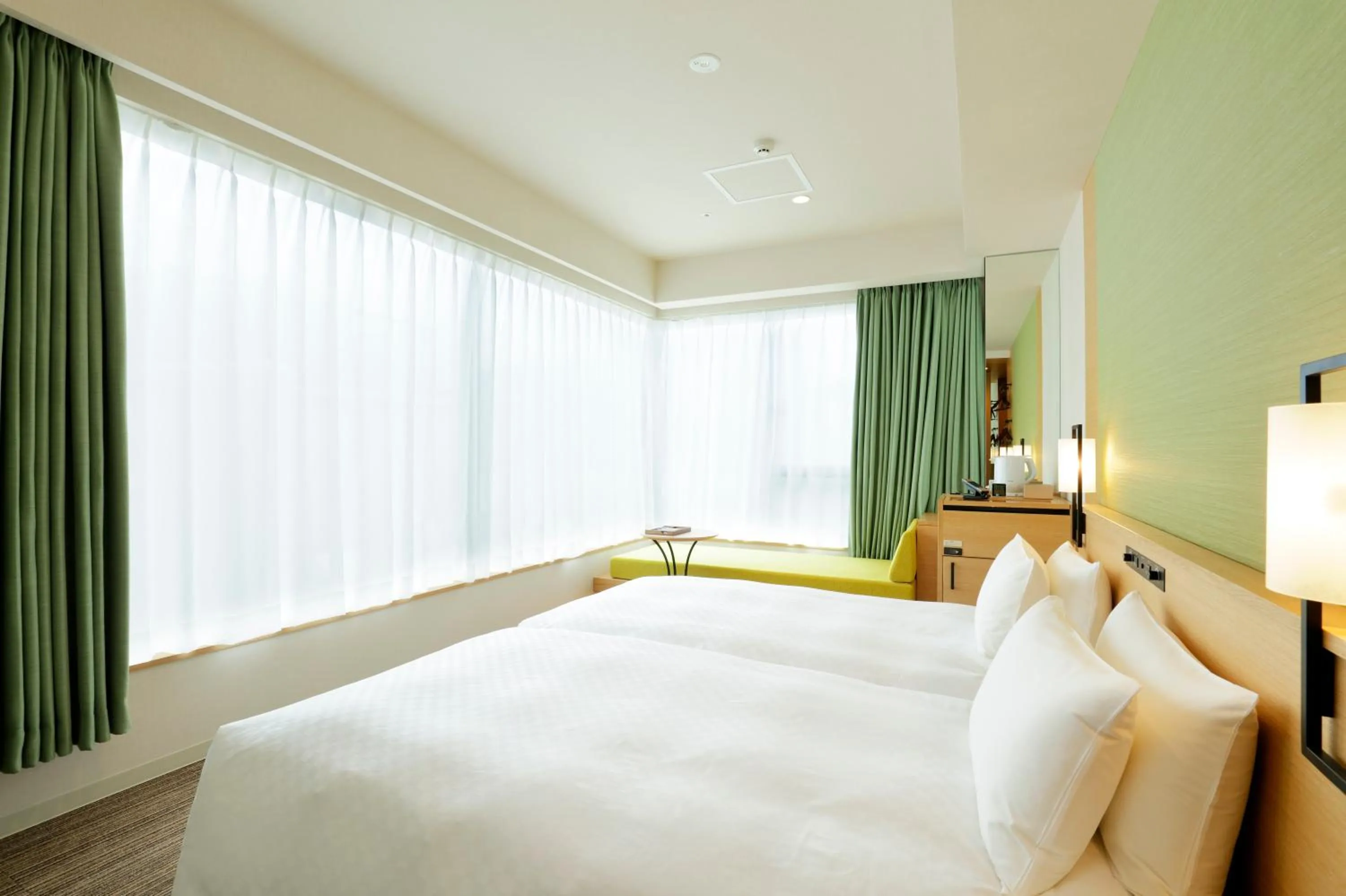 Photo of the whole room, Bed in Candeo Hotels Tokyo Shimbashi