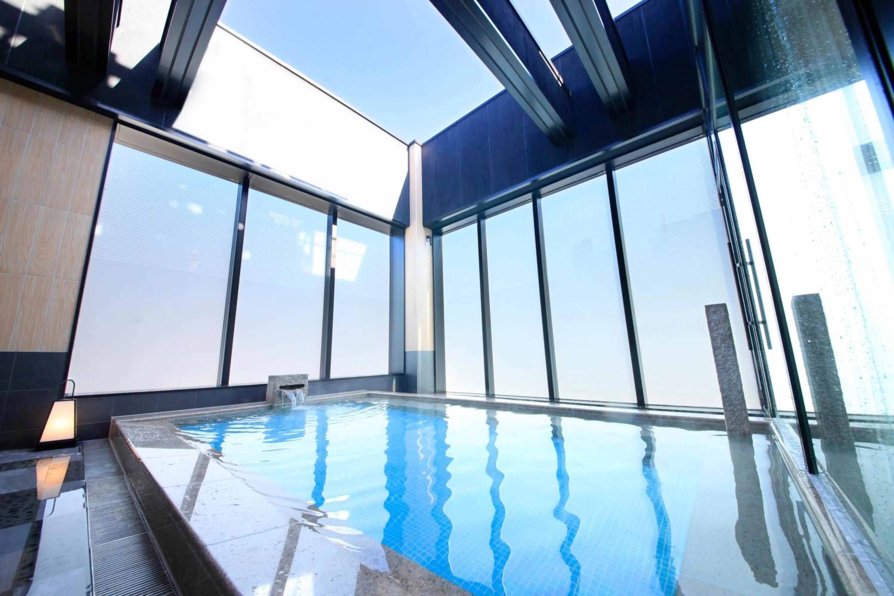 Open Air Bath in Candeo Hotels Tokyo Shimbashi