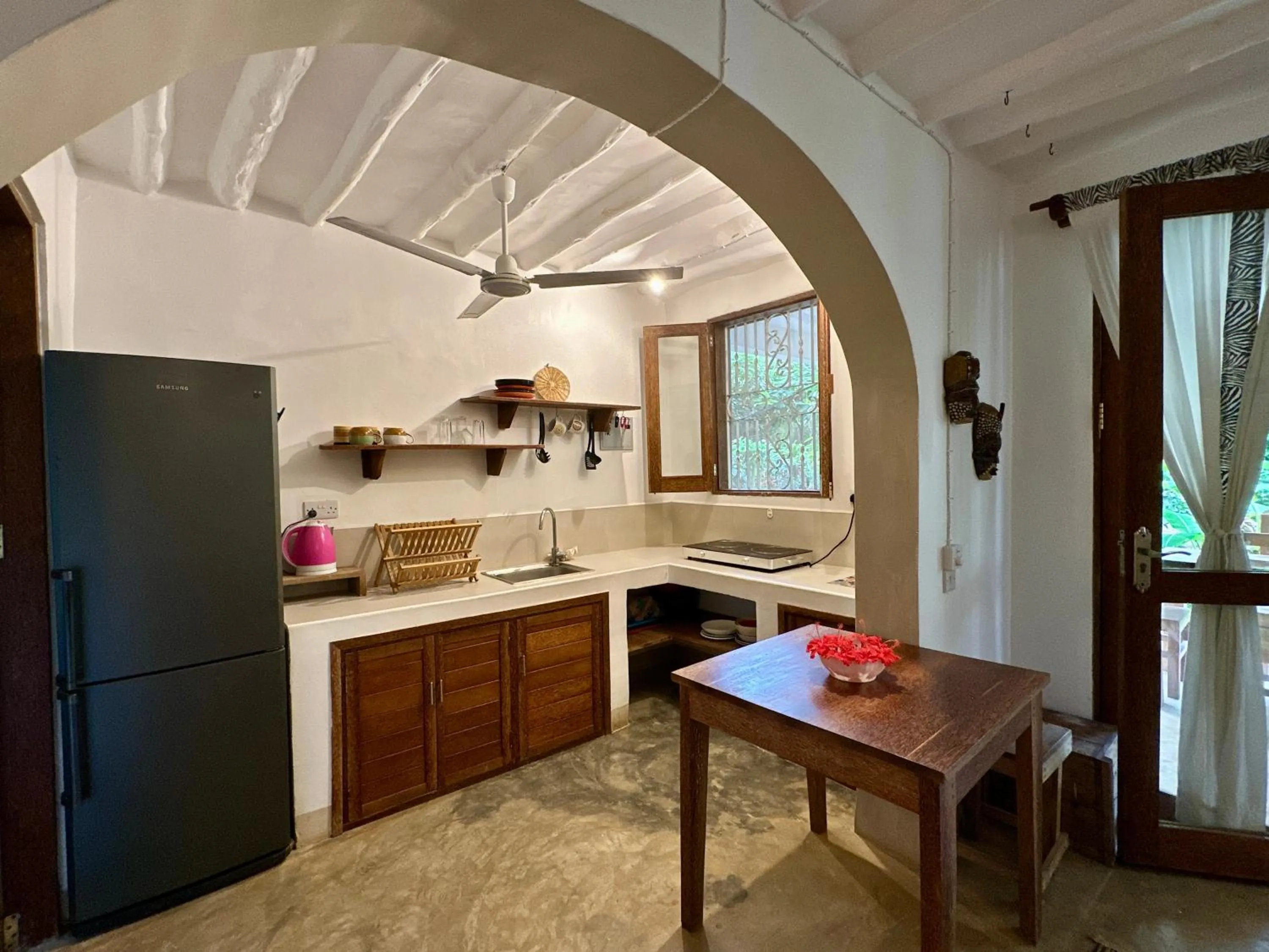 Coffee/tea facilities in Breeze Residence