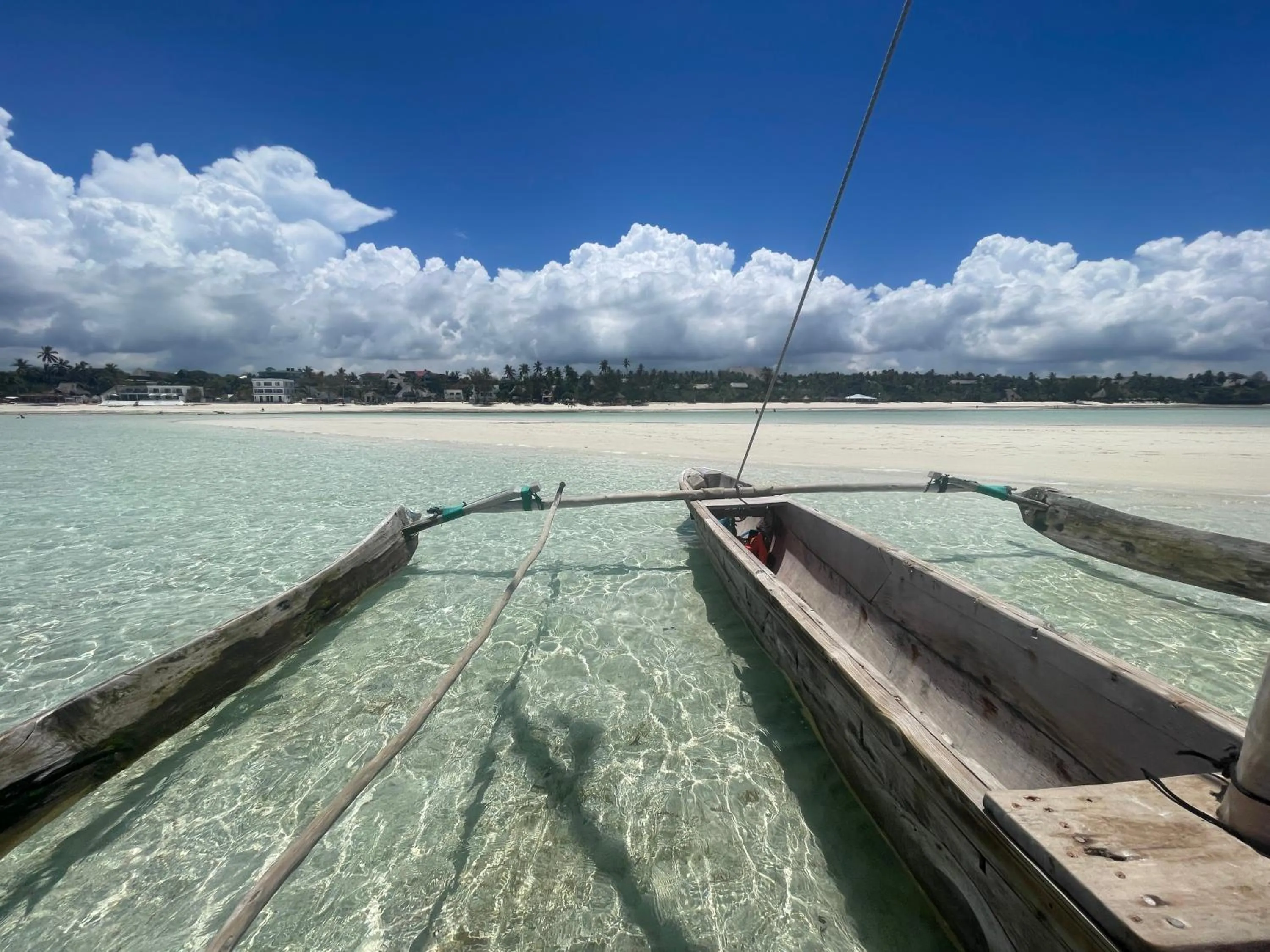 Beach in Breeze Residence