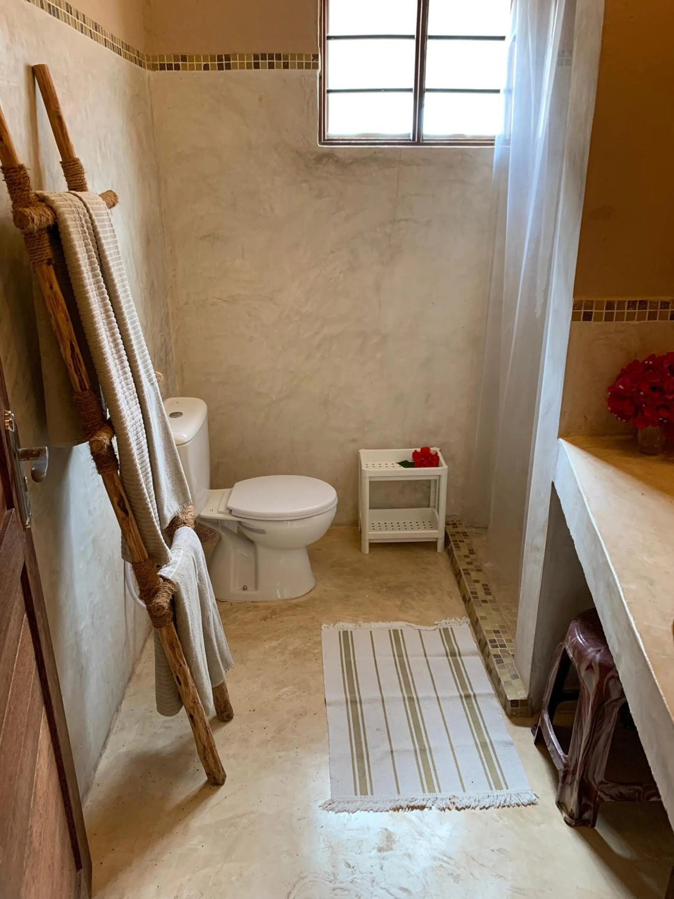 Toilet in Breeze Residence