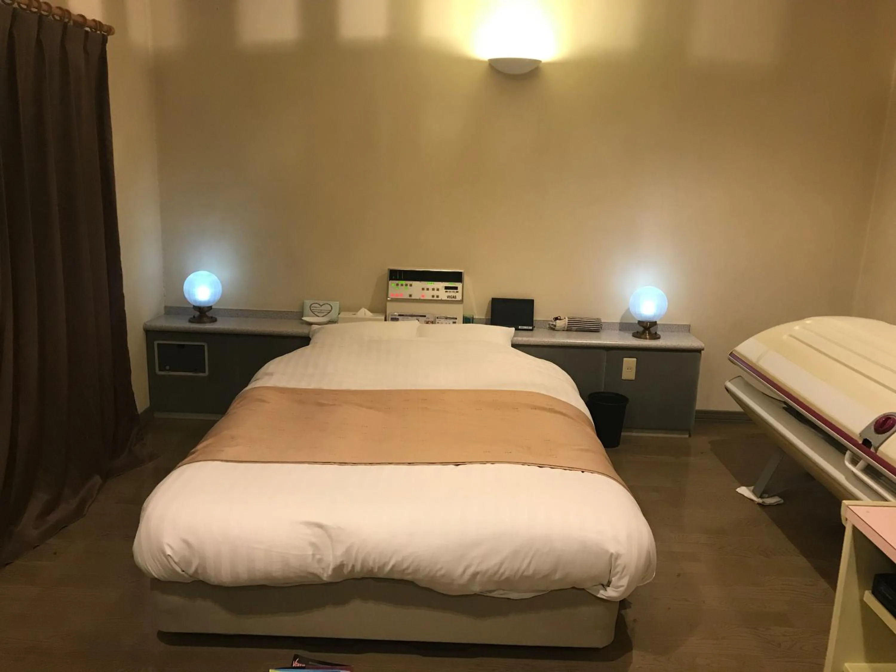 Photo of the whole room, Bed in Hotel Vegas (Adult Only)