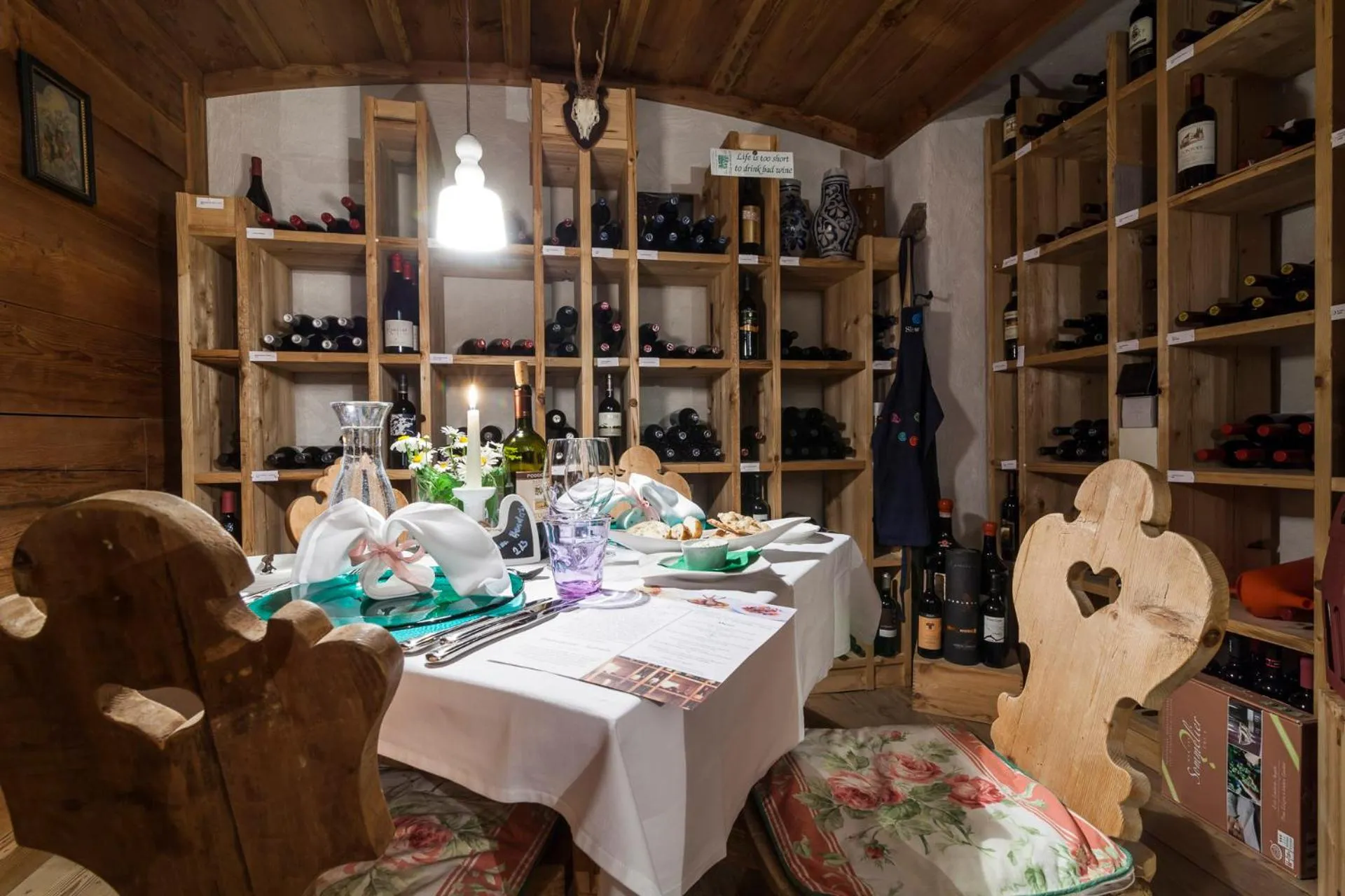 Restaurant/places to eat in Hotel Drumlerhof