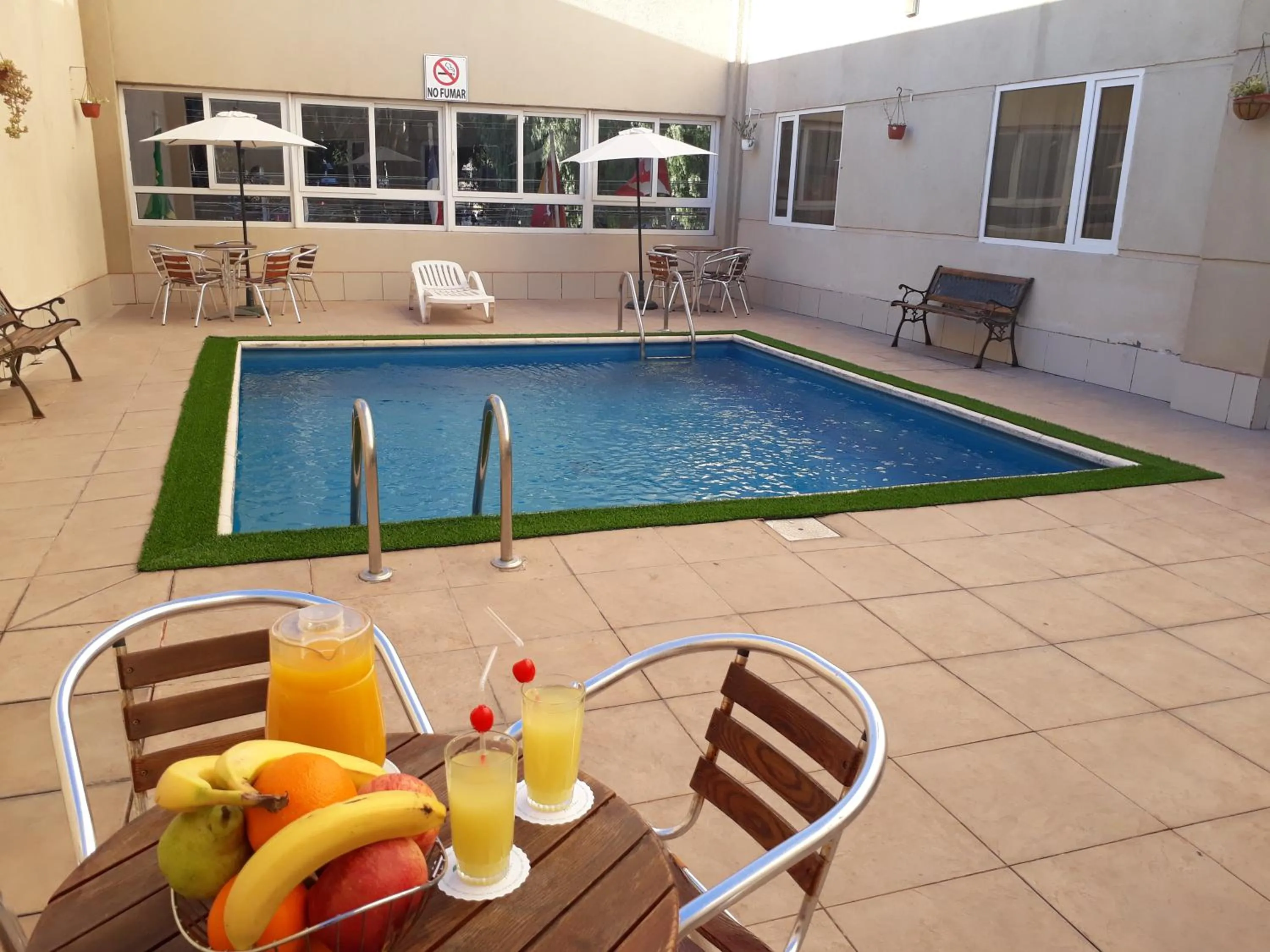Swimming pool in Hotel Diego de Almagro Copiapo
