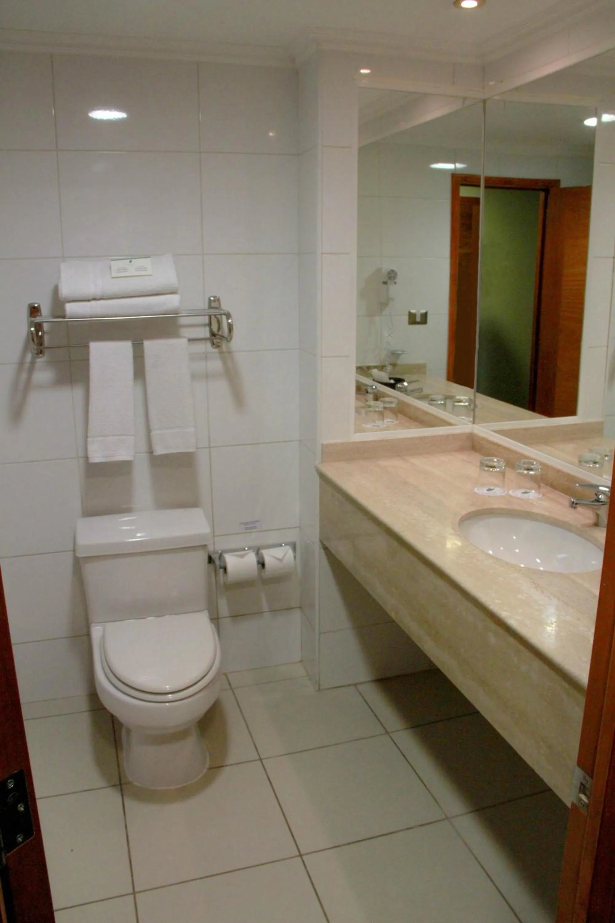 Bathroom in Hotel Diego de Almagro Copiapo