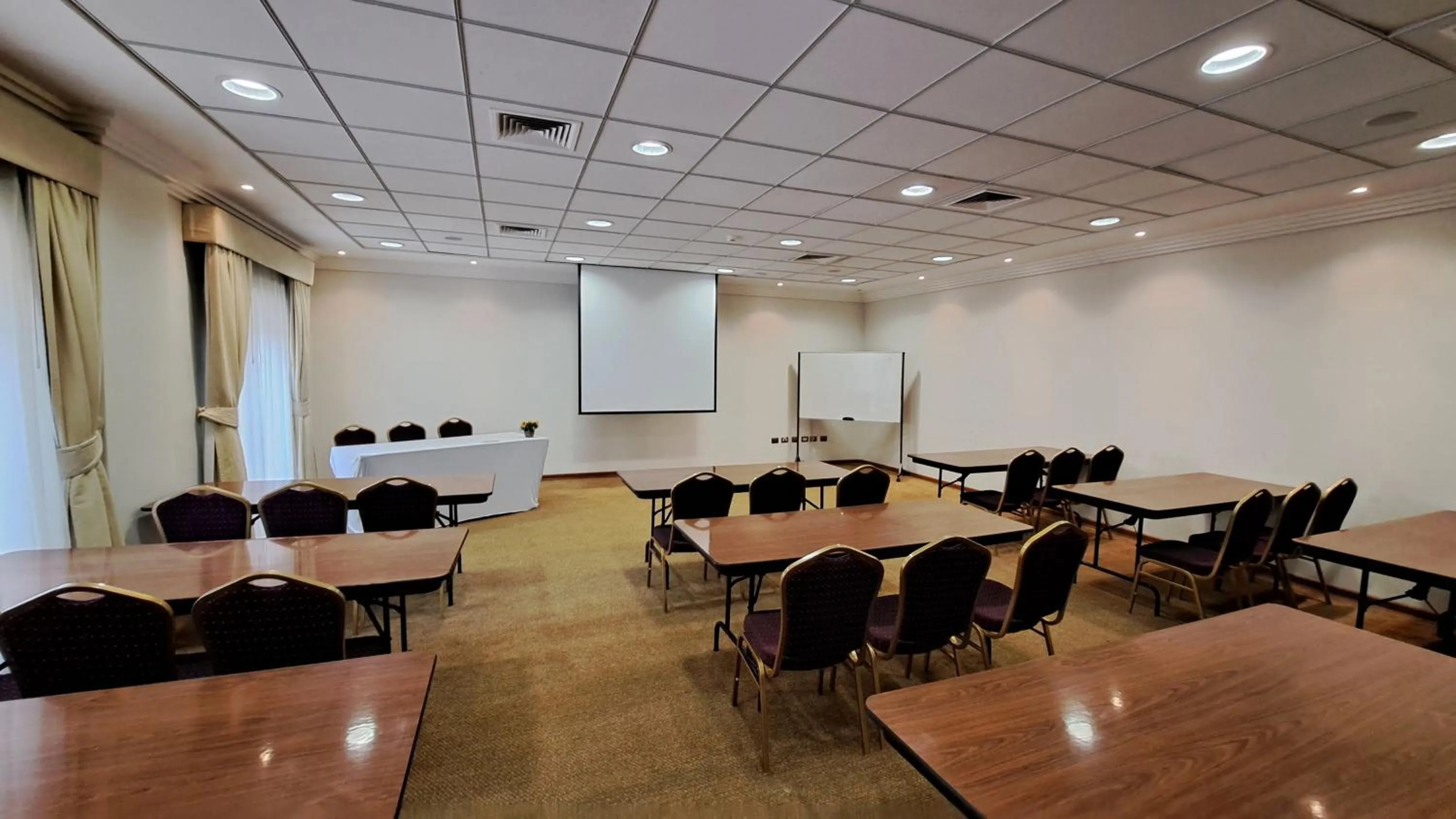 Meeting/conference room in Hotel Diego de Almagro Copiapo