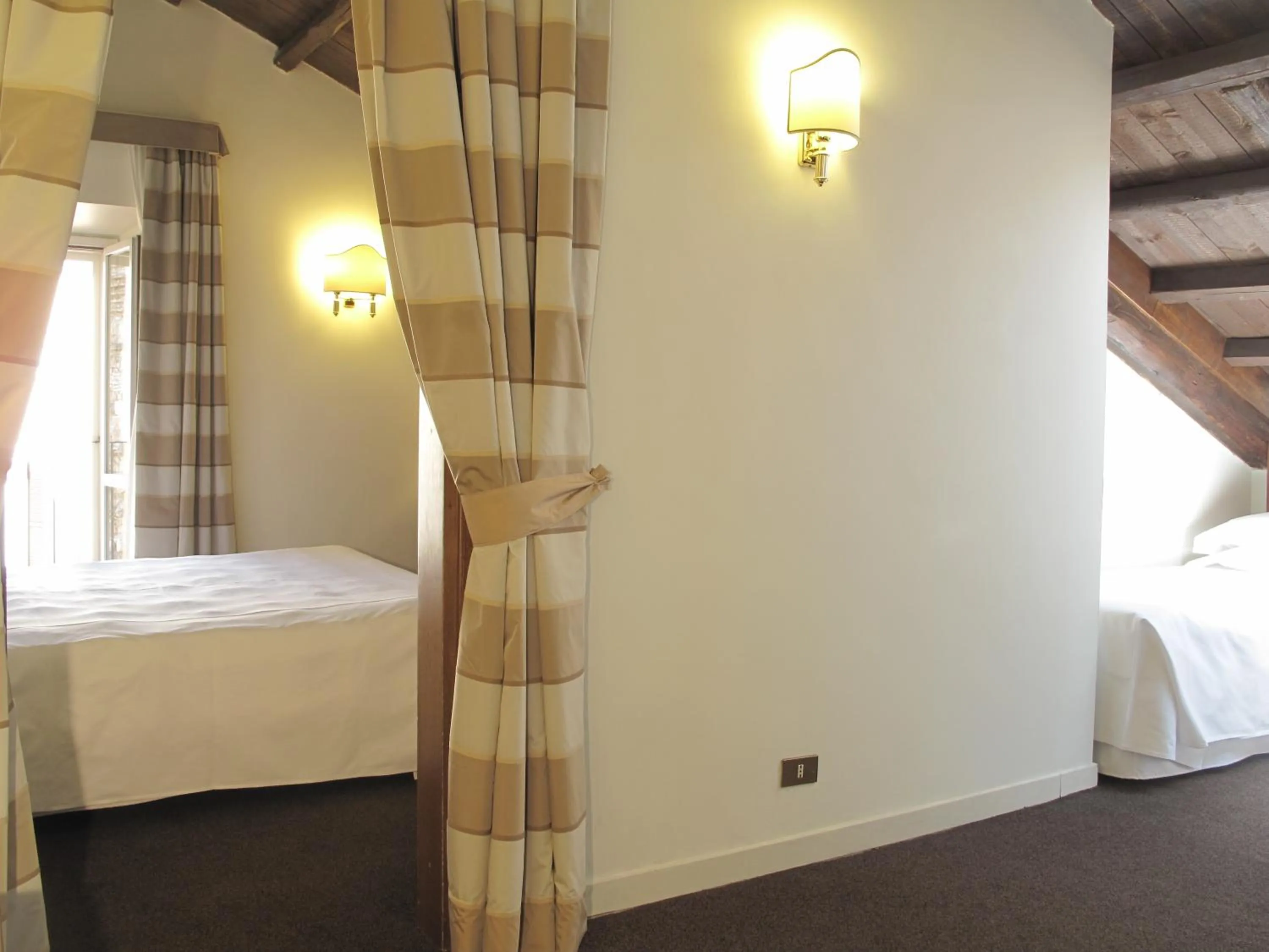 Photo of the whole room, Bed in Hotel Albergo Santa Chiara