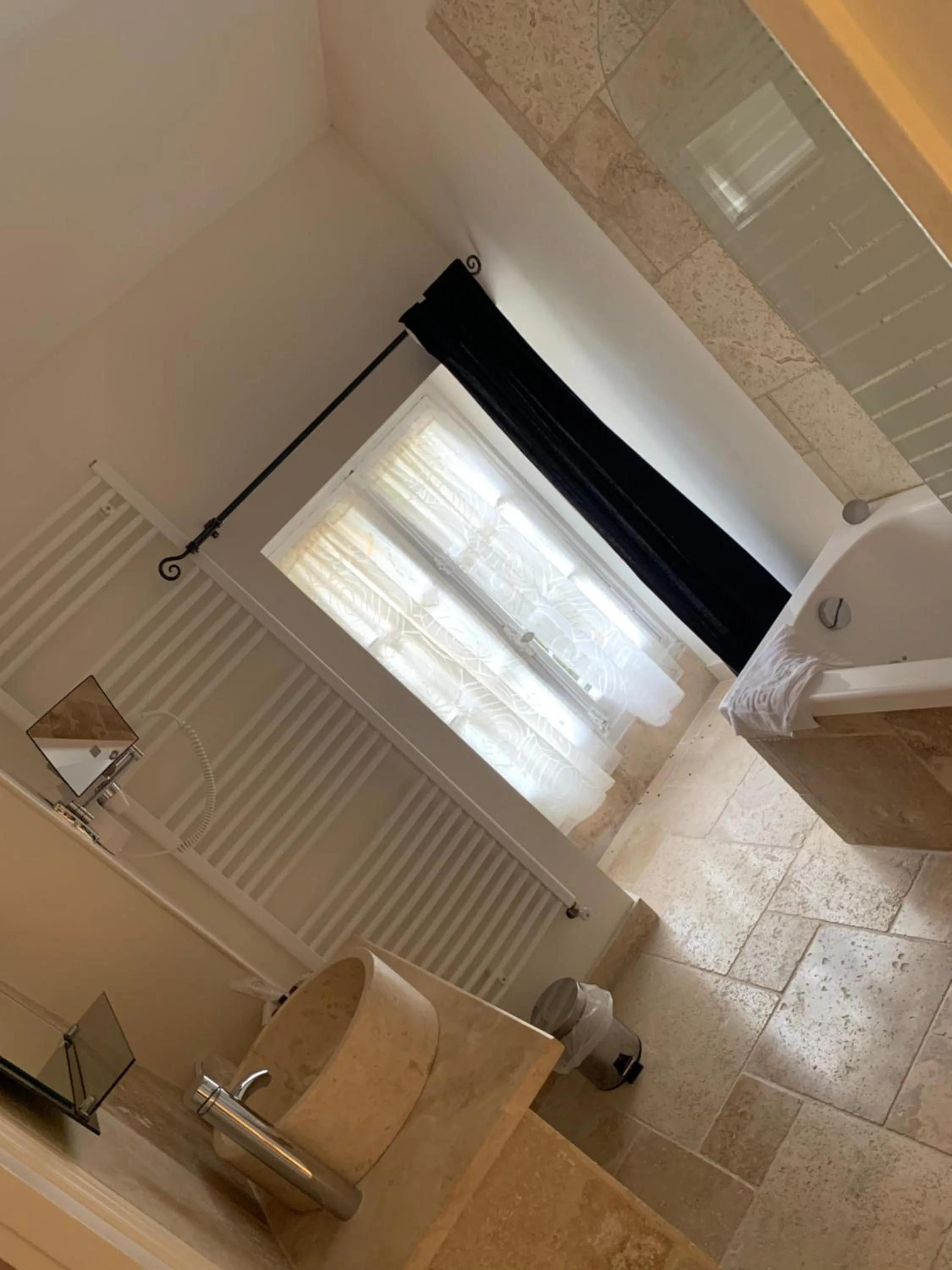 Bathroom in Hôtellerie Nouvelle de Villemartin