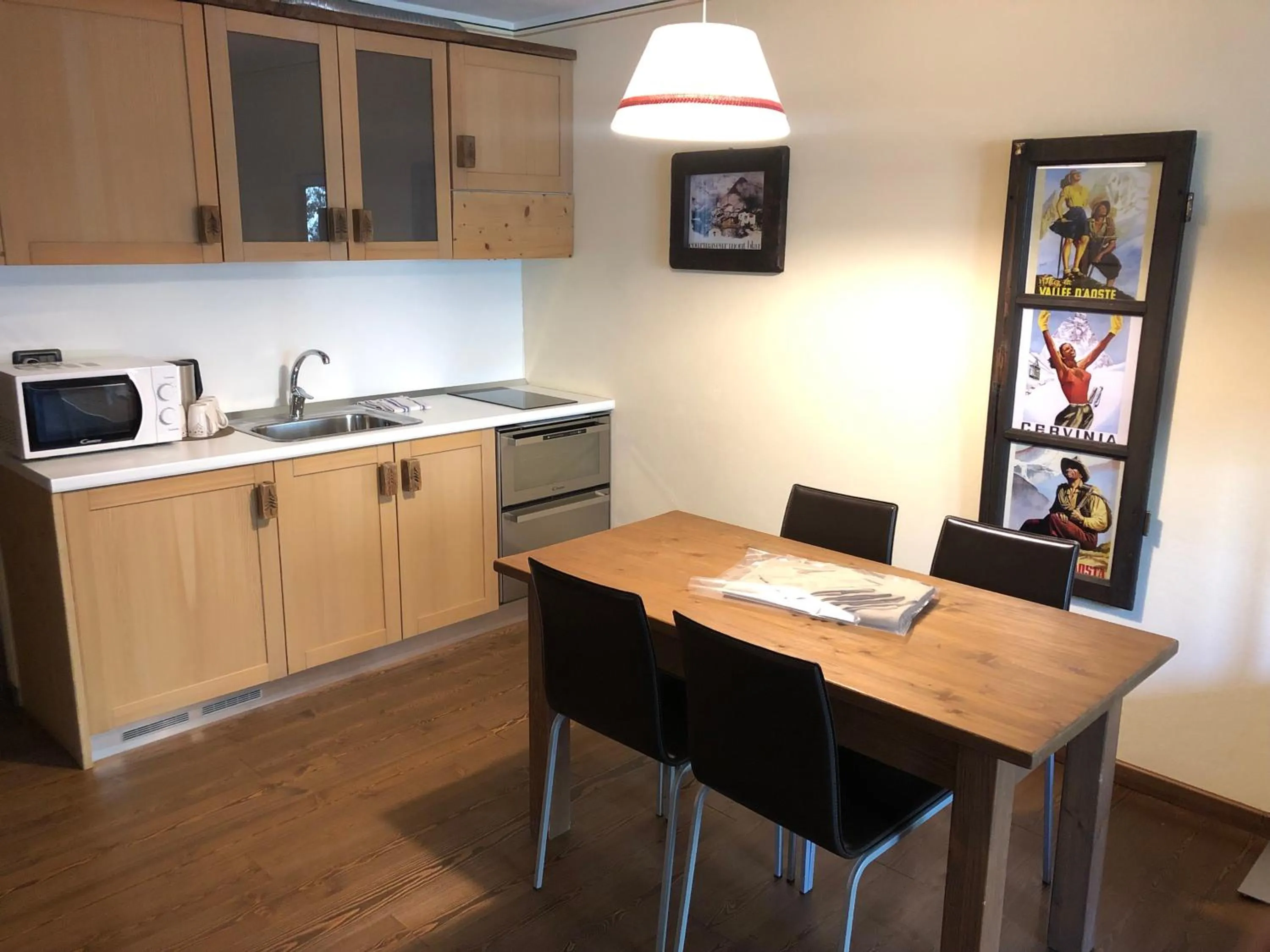 Kitchen or kitchenette in Residence Cour Maison