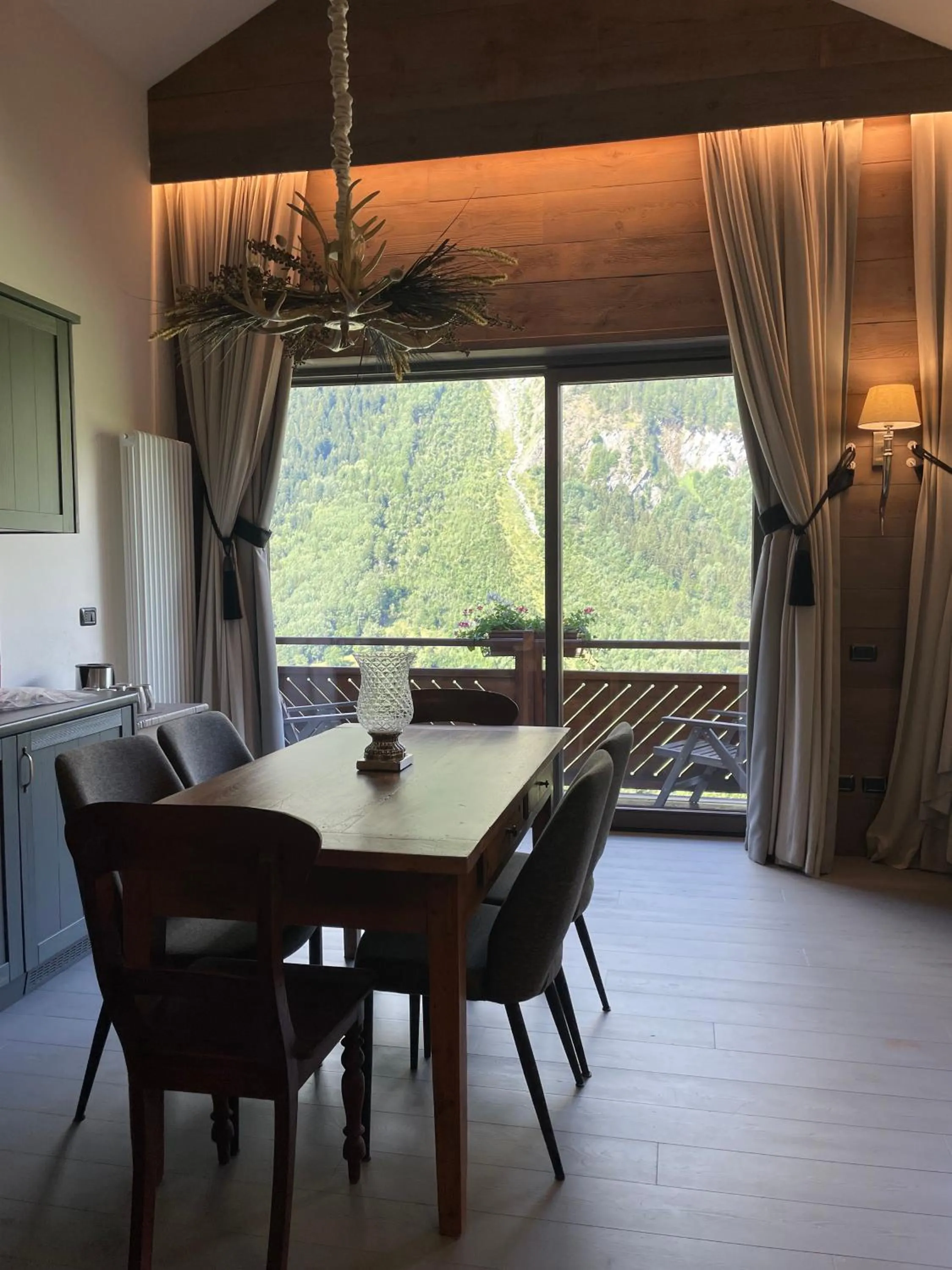 Kitchen or kitchenette in Residence Cour Maison