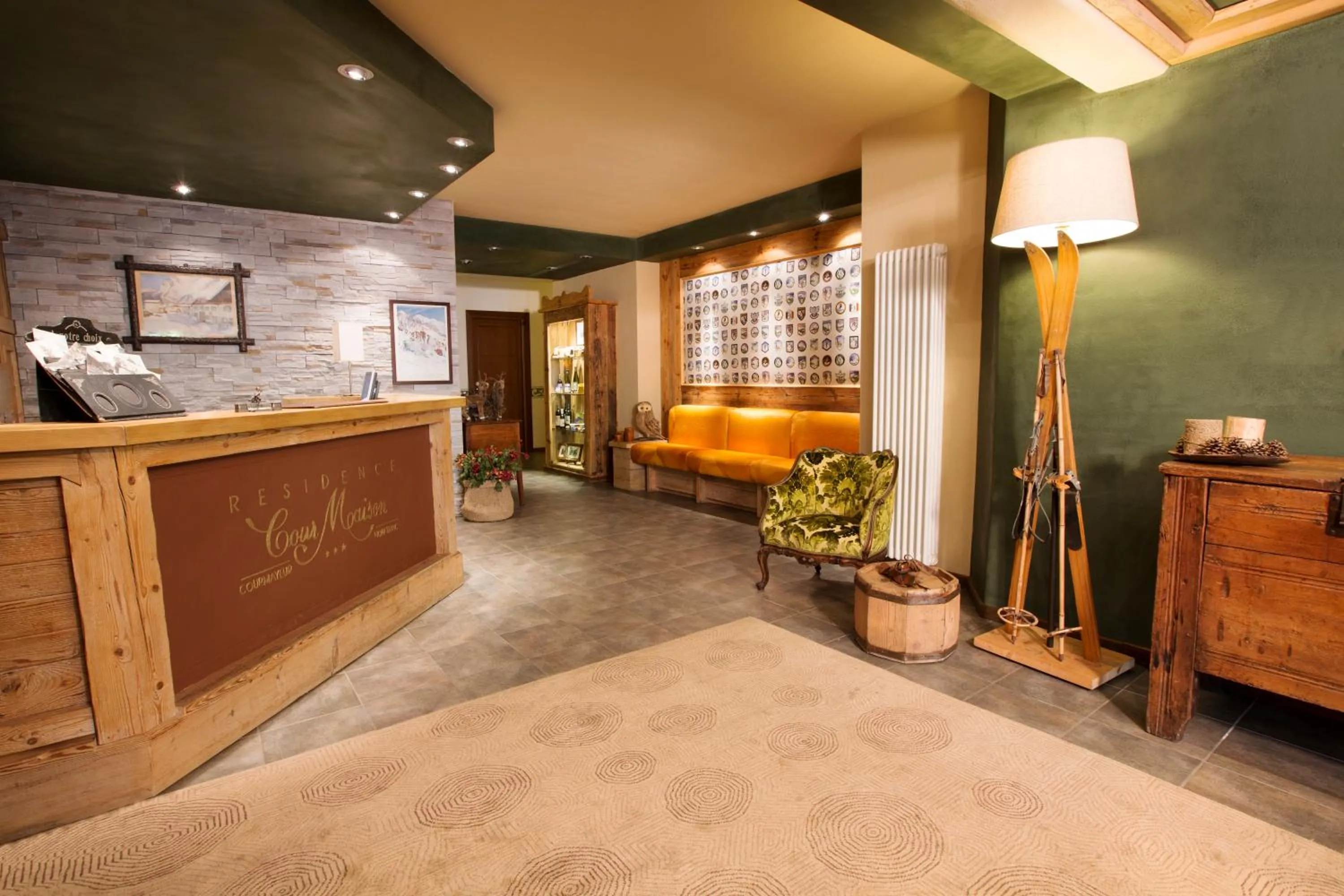 Lounge or bar in Residence Cour Maison