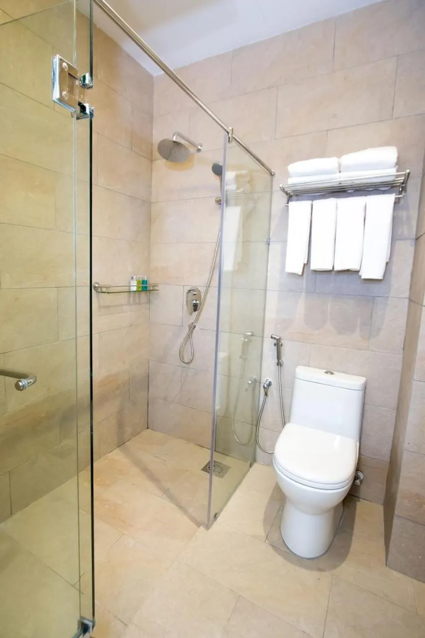 Shower in Casa Bonita Hotel