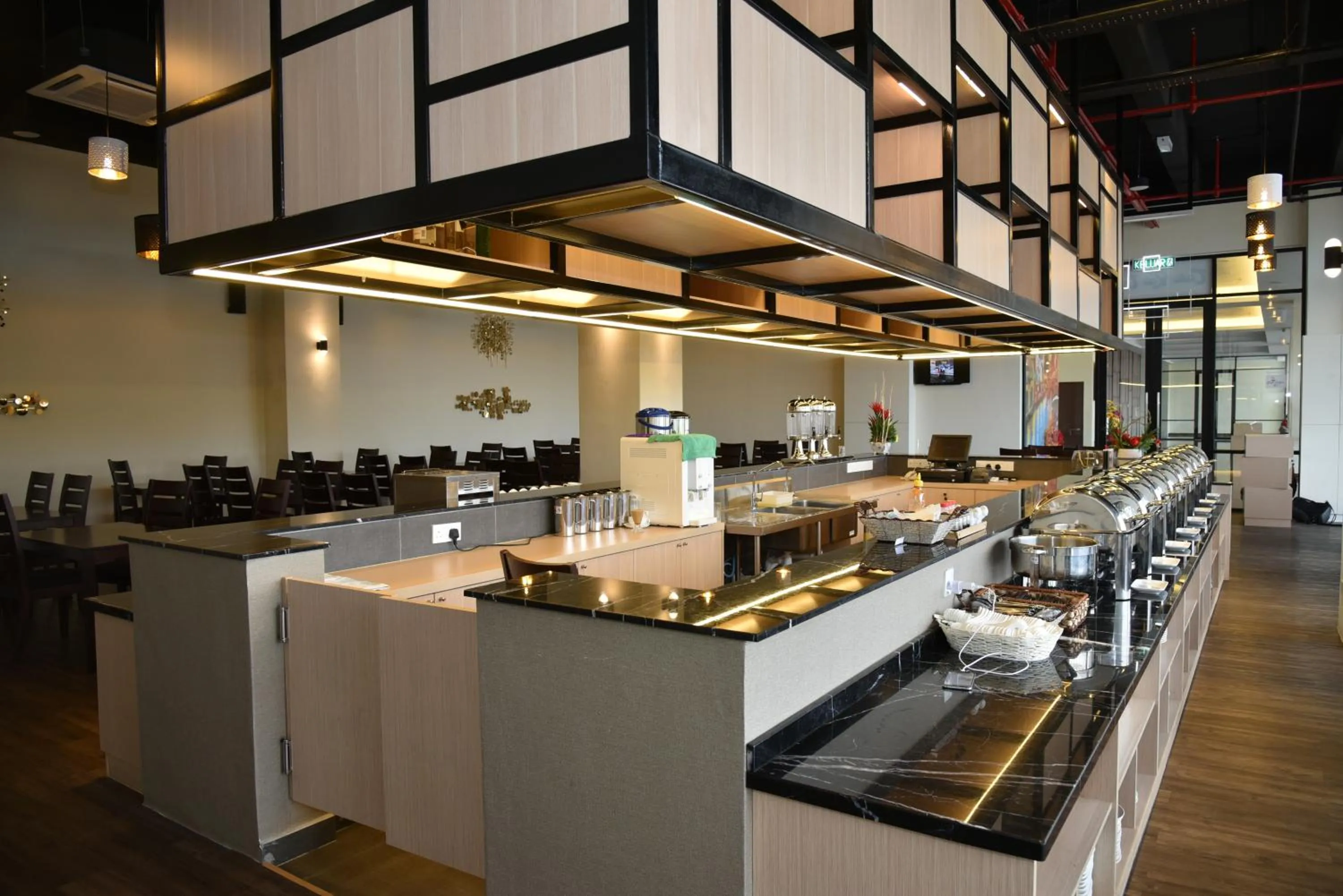 Restaurant/places to eat in Casa Bonita Hotel