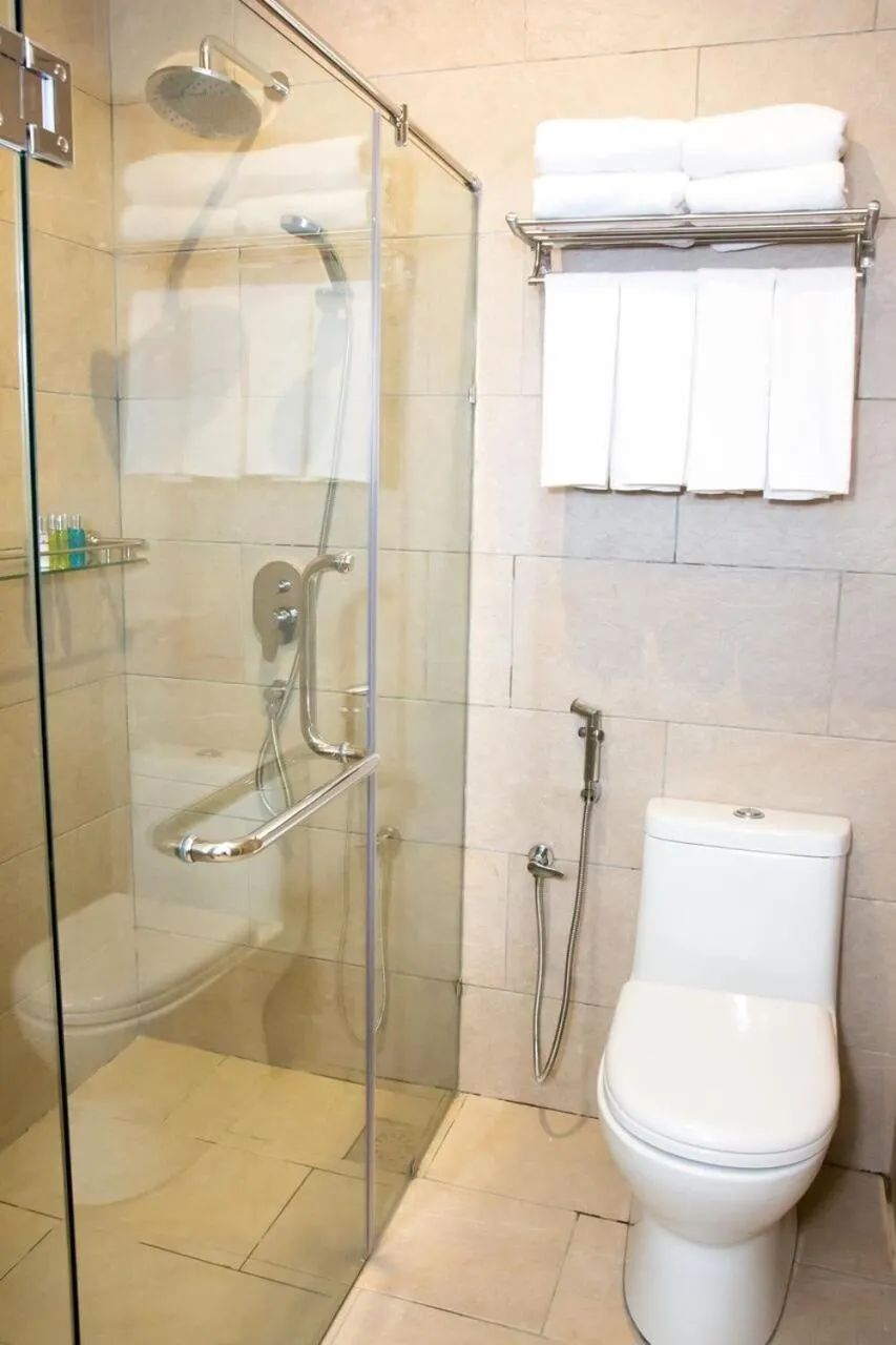 Shower in Casa Bonita Hotel