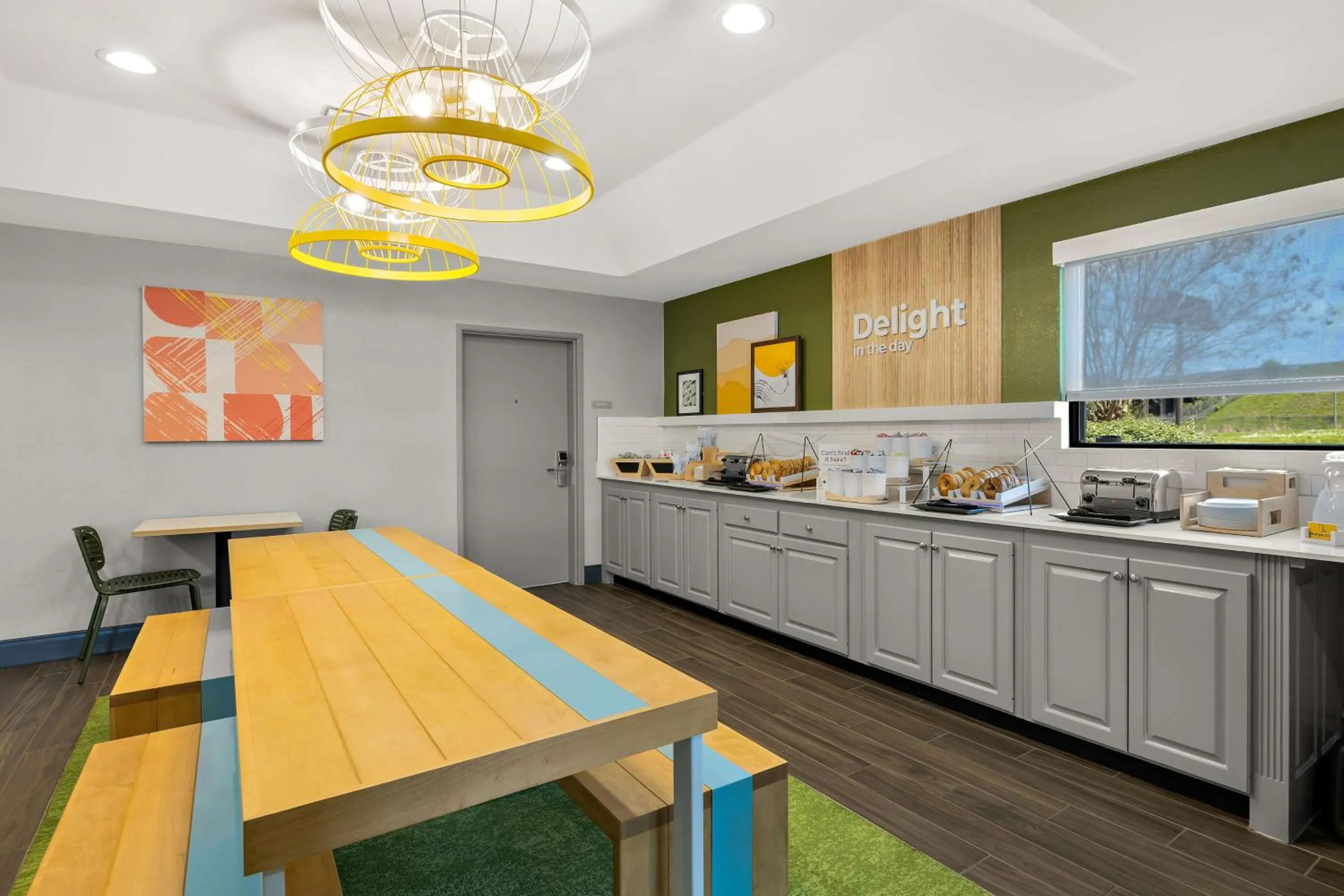 Breakfast in Spark By Hilton Tifton