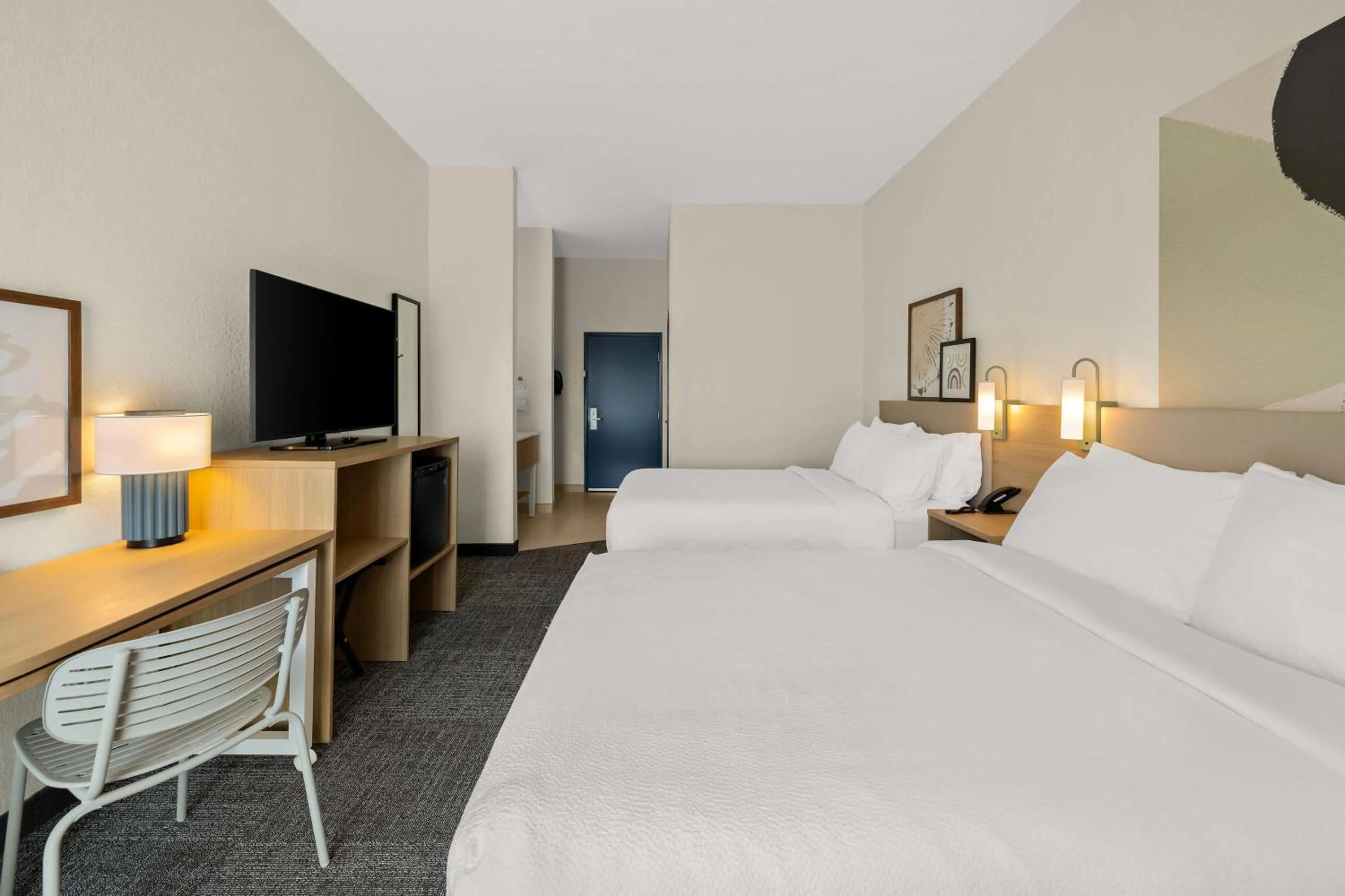 Bed in Spark By Hilton Tifton