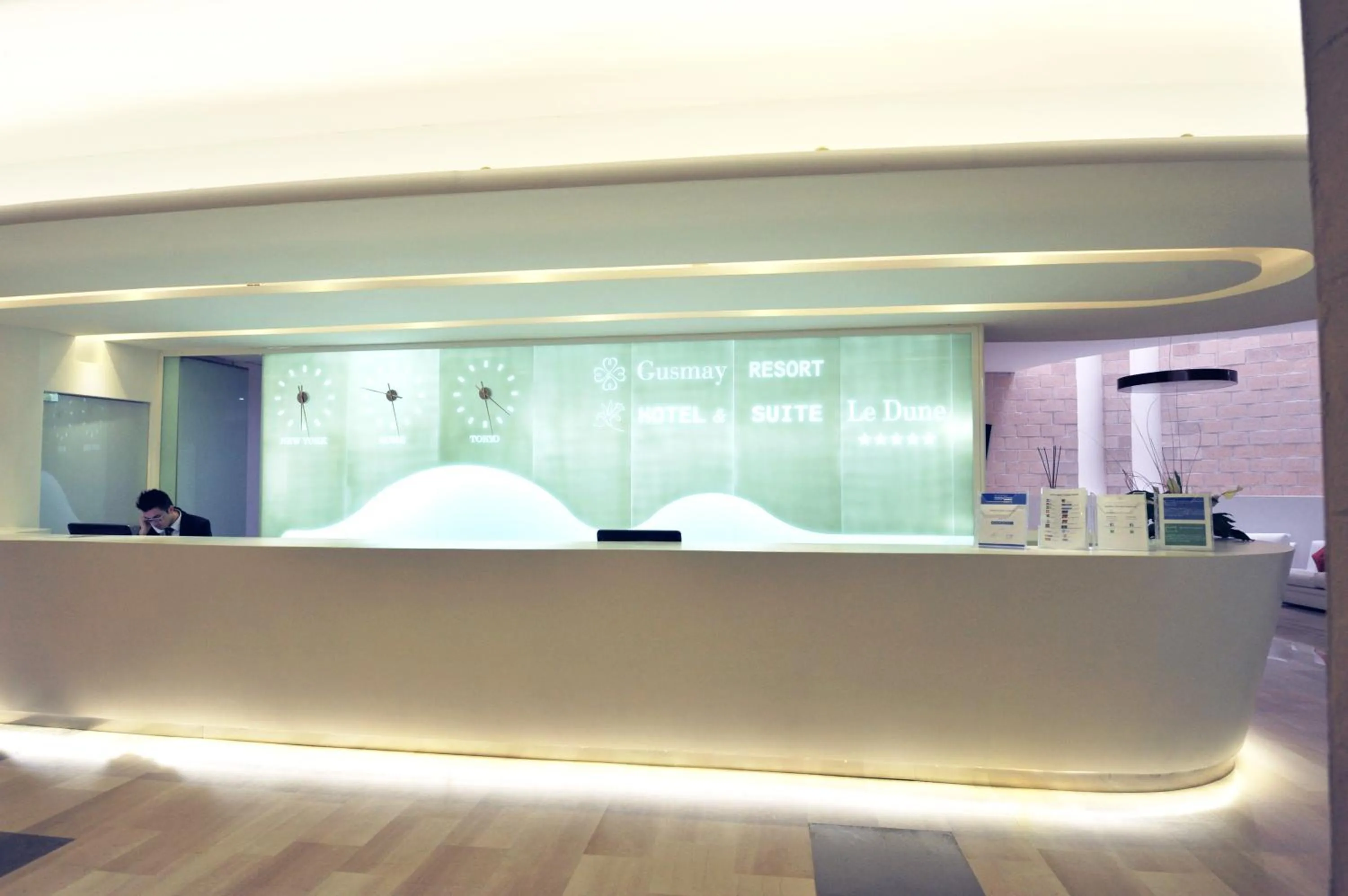 Lobby or reception in Valtur Baia del Gusmay Beach Resort