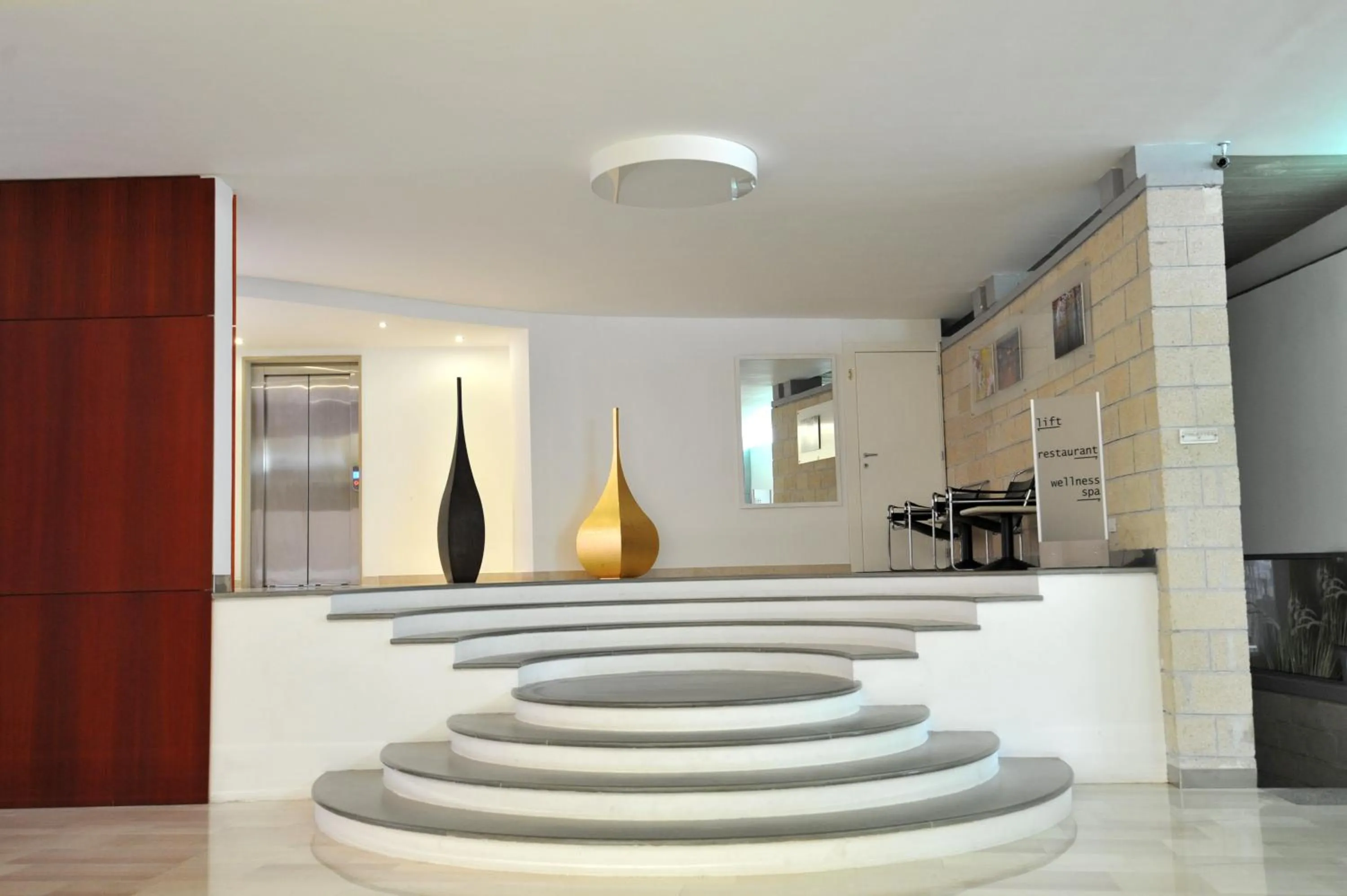 Lobby or reception in Valtur Baia del Gusmay Beach Resort