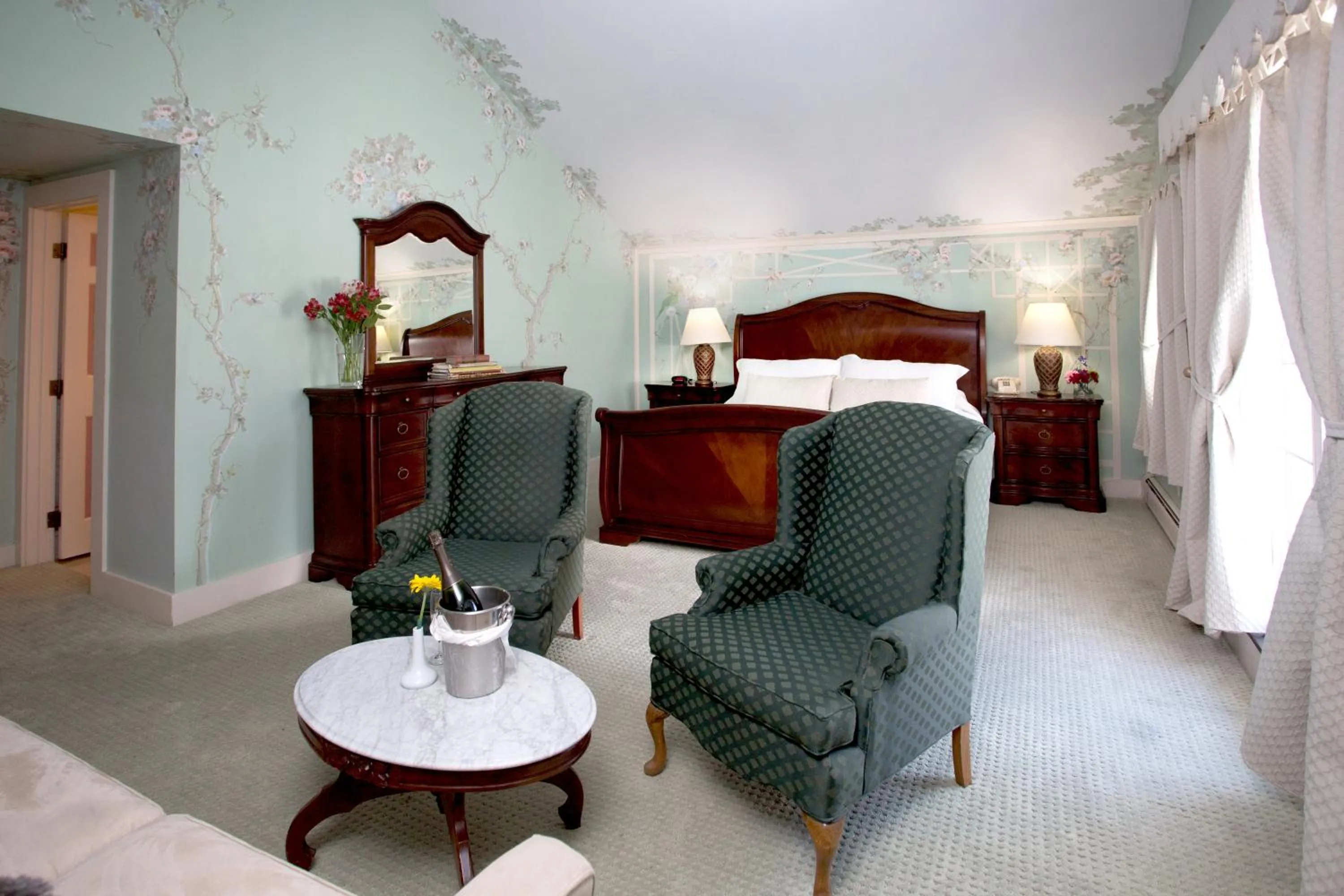 Bed in Queen Anne Inn