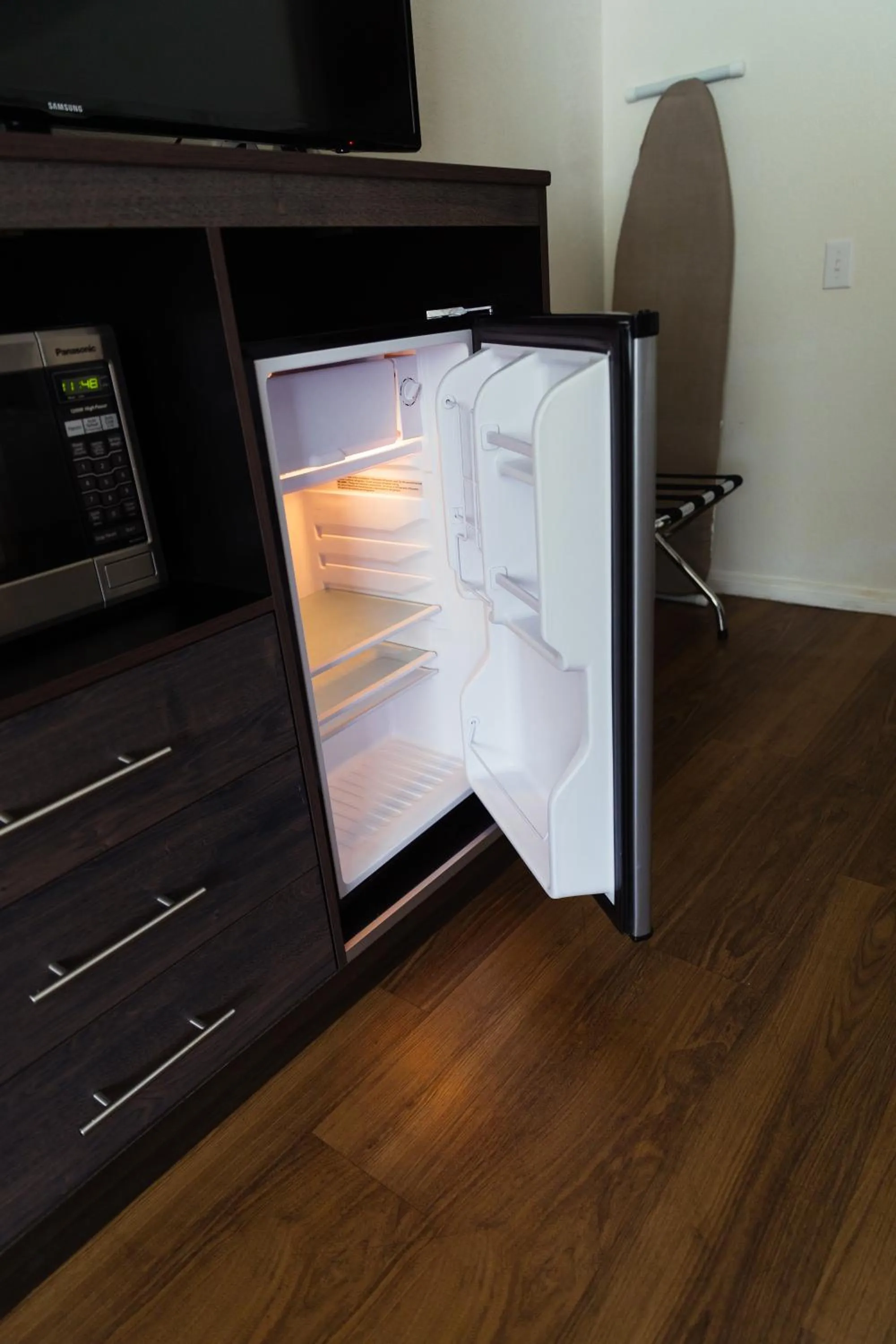 Food and drinks in Cozy Inn