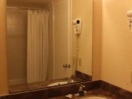 Bathroom in Cozy Inn