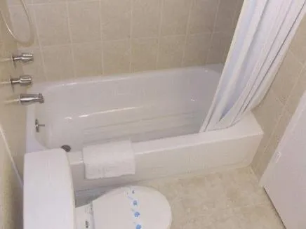 Bathroom in Cozy Inn