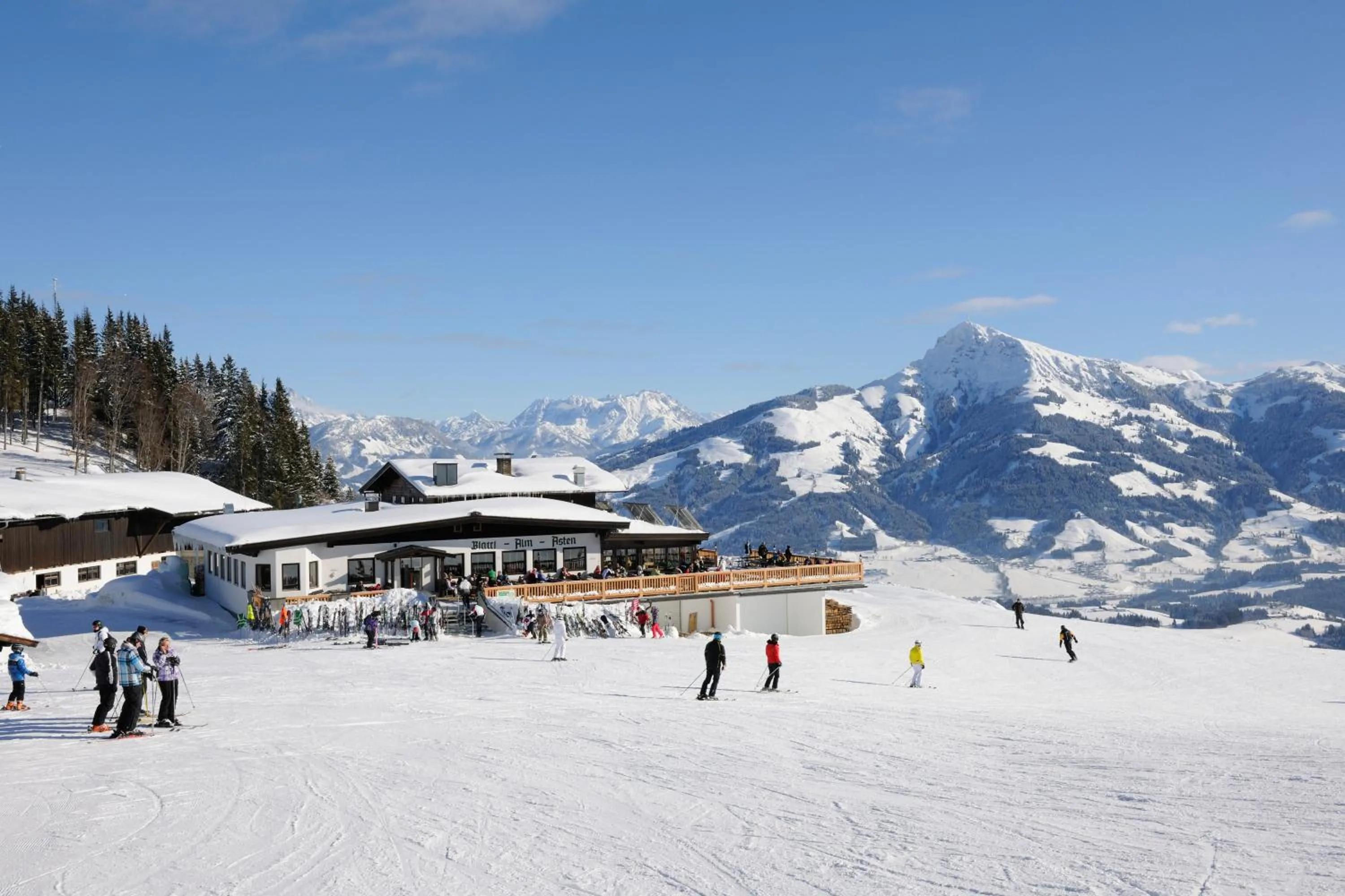 Skiing in Hotel Blattlhof