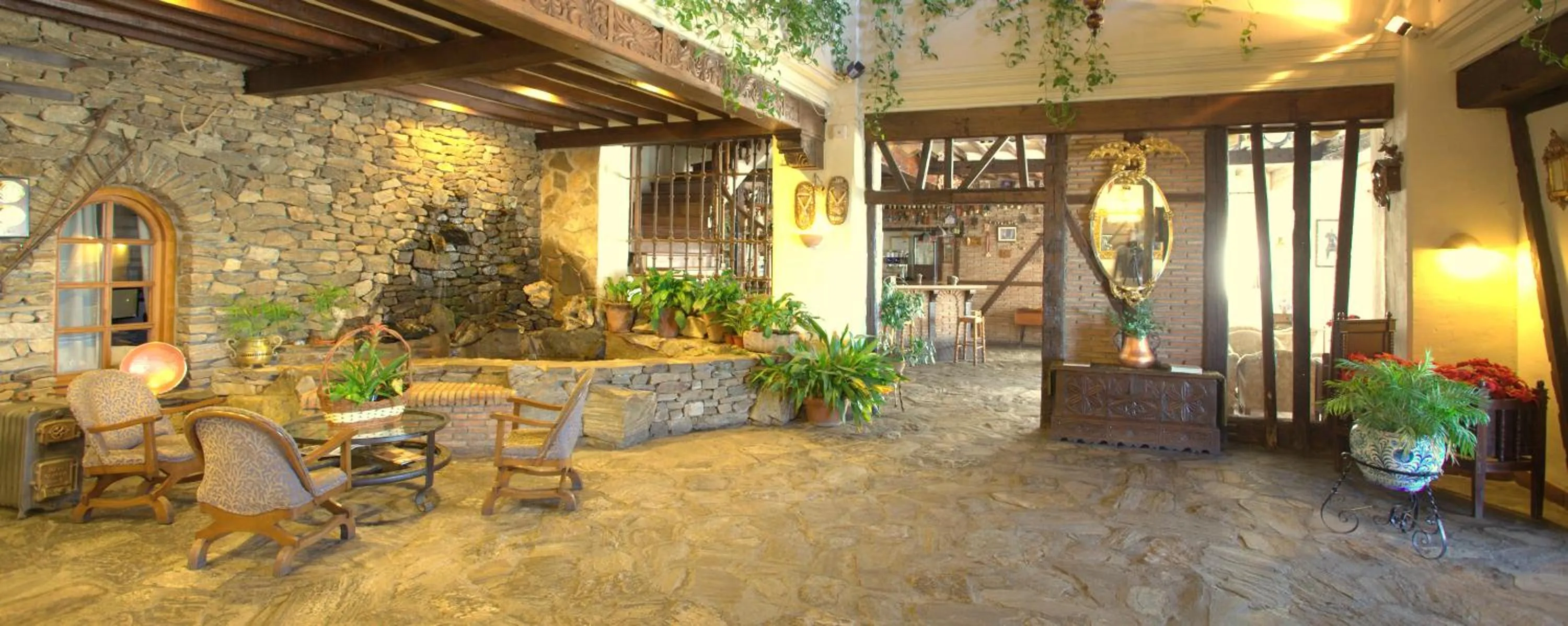 Patio in Hotel Kenia Nevada