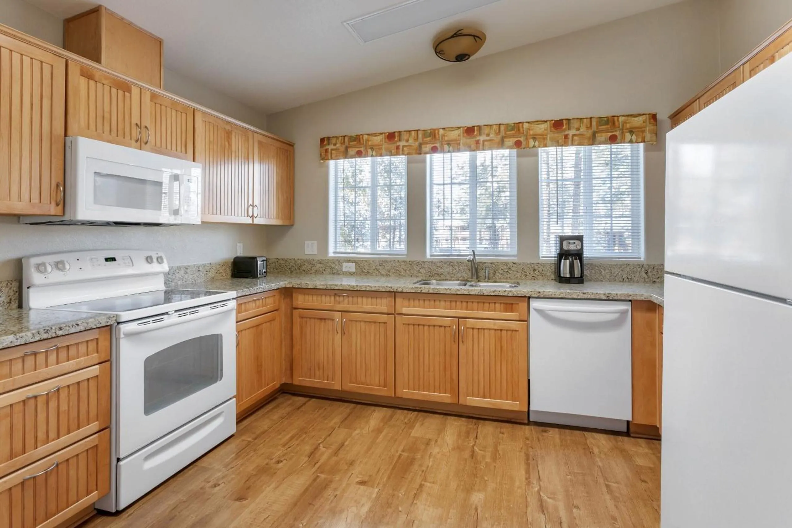 Kitchen or kitchenette in PVC at The Roundhouse Resort