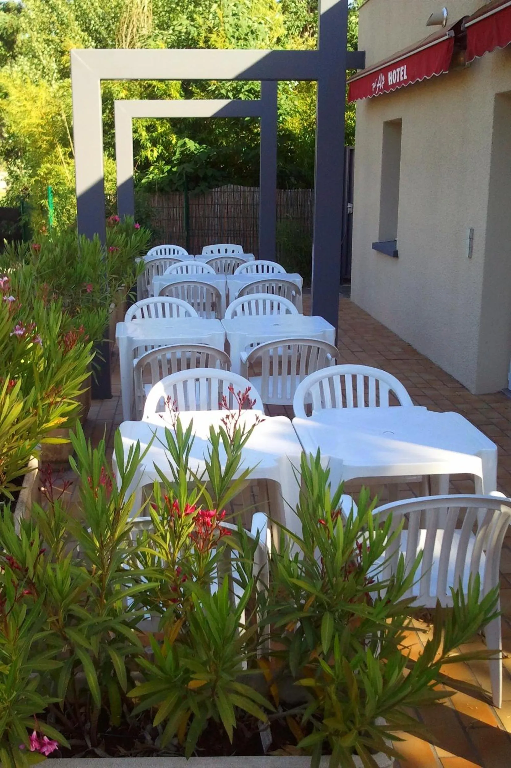 Balcony/Terrace in Hotel Bel Alp Manosque