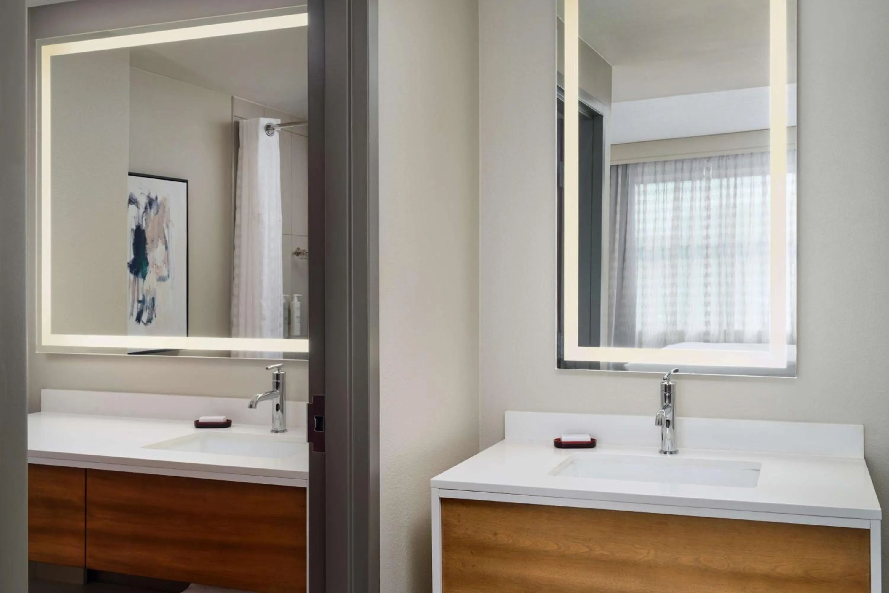 Bathroom in Embassy Suites by Hilton Hampton Convention Center