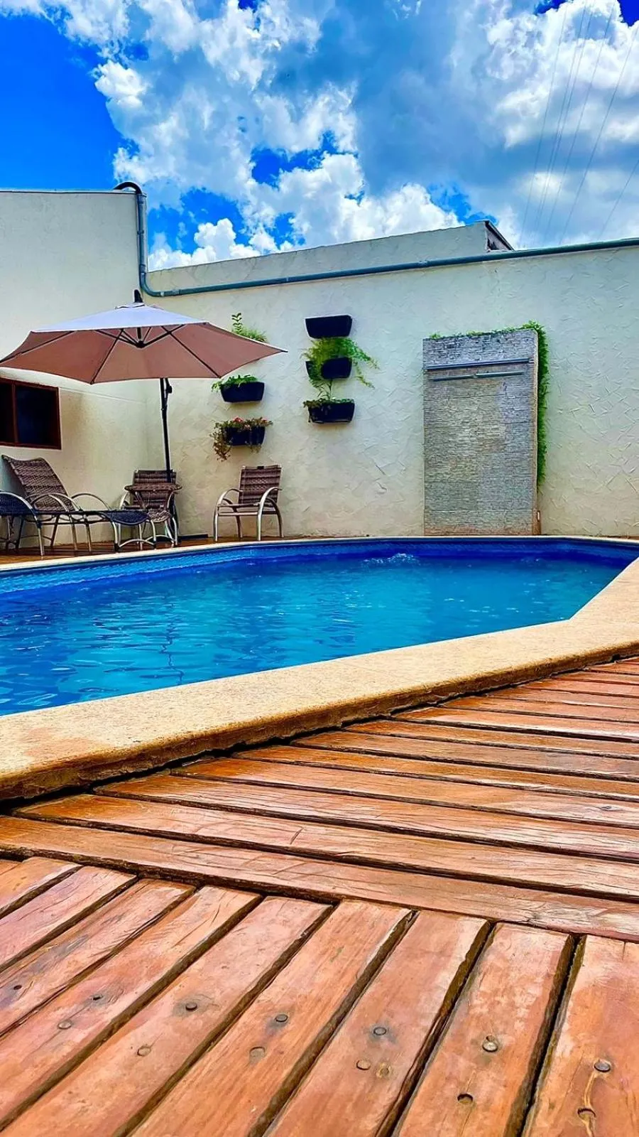 Swimming pool in Pousada Remanso