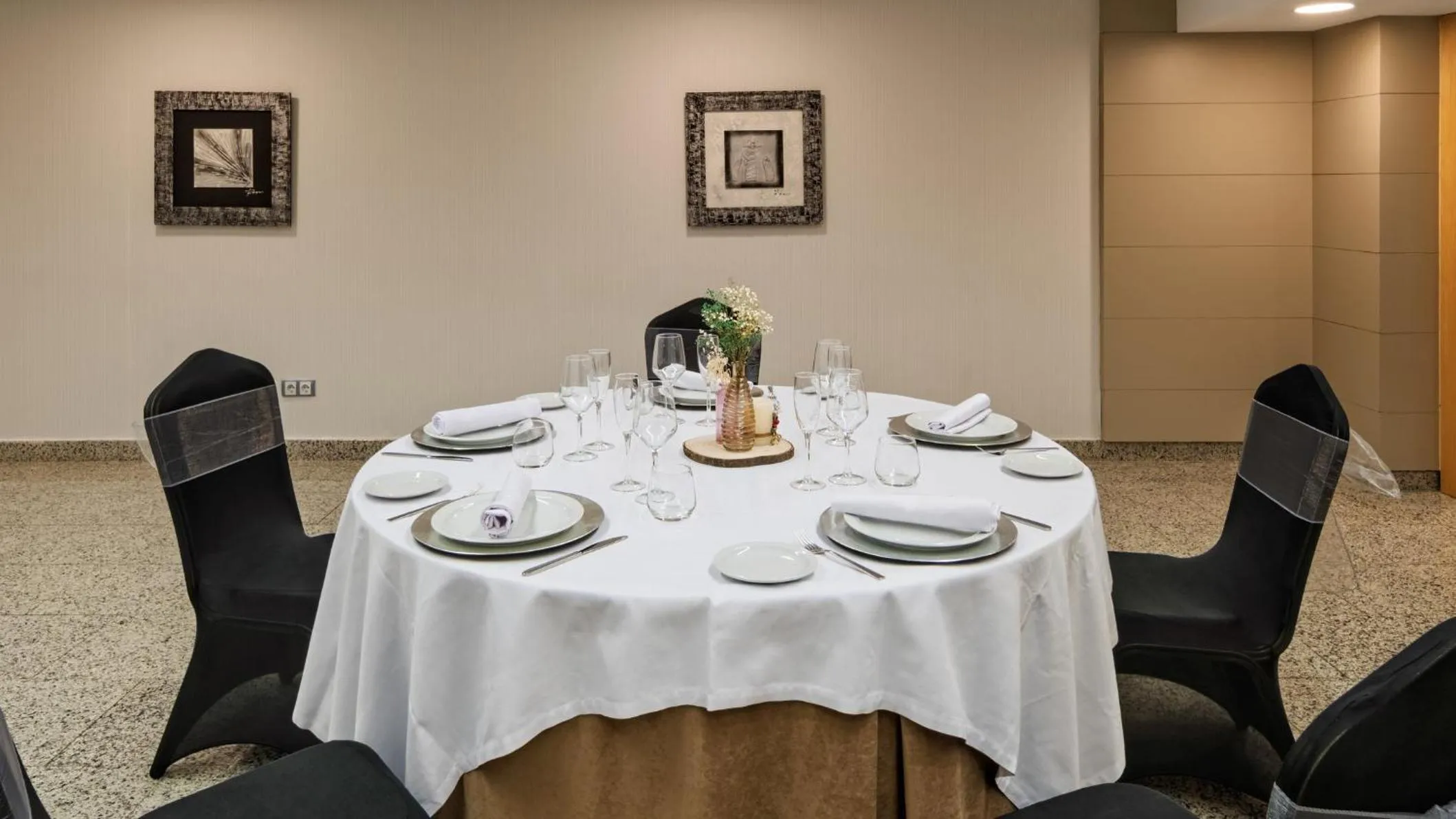Banquet/Function facilities in Hotel Crowne Plaza Madrid Airport