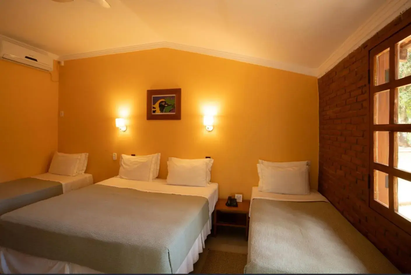 Standard Quadruple Room in Pousada Olho D'Água Standard Quadruple Room in Pousada Olho D'Água