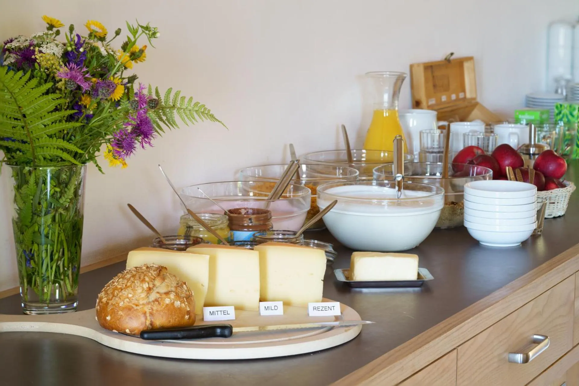 Food in Jugendherberge Trin