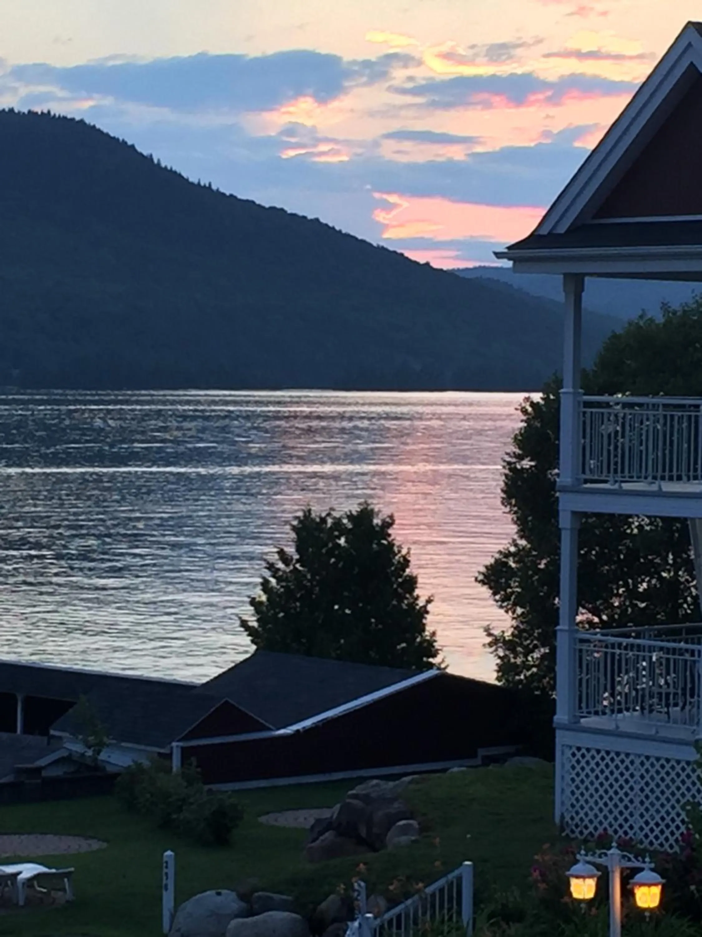 Summer in Condo Lac Archambault 314