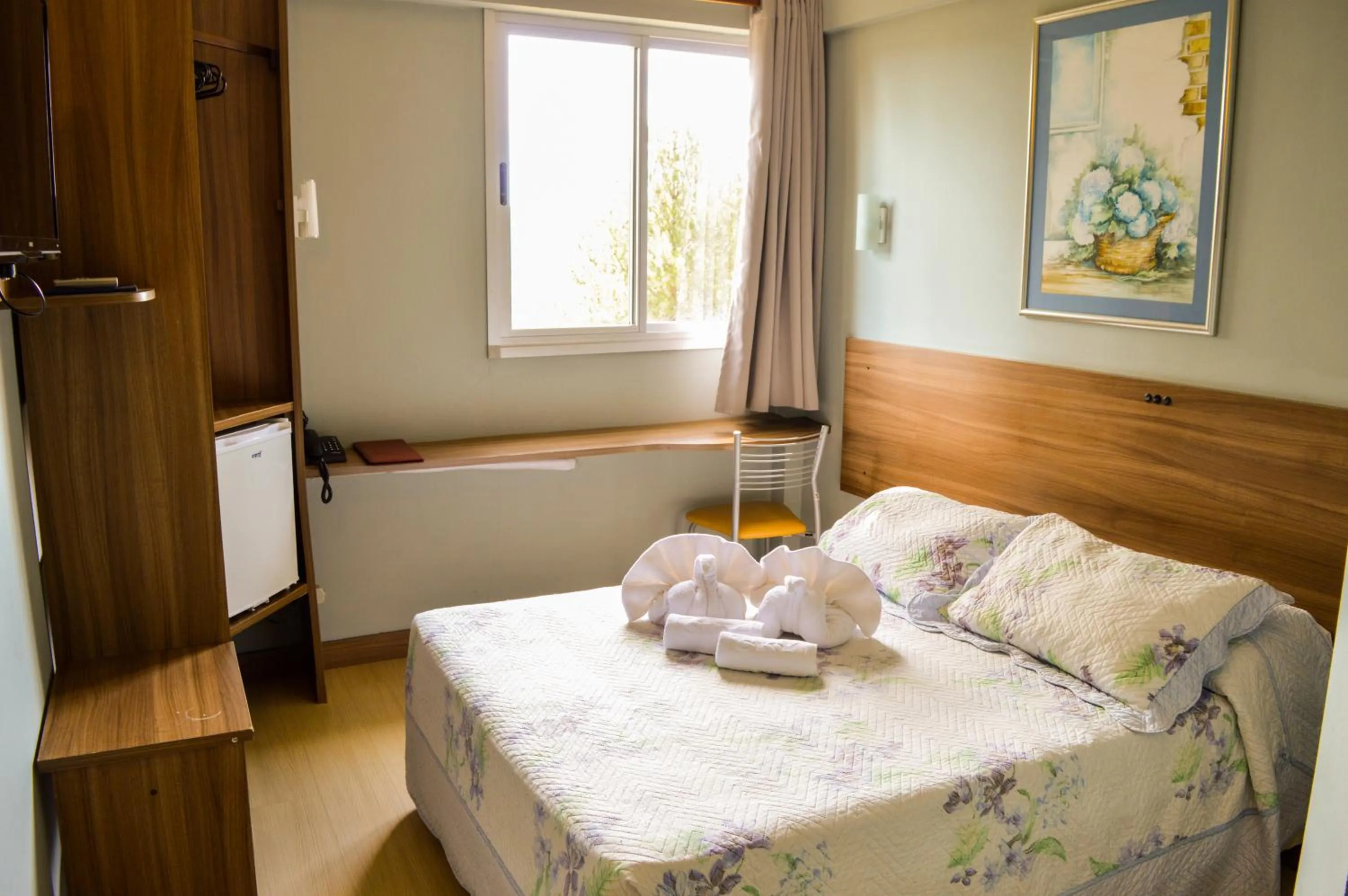 Bedroom, Bed in Sky Valle Hotel