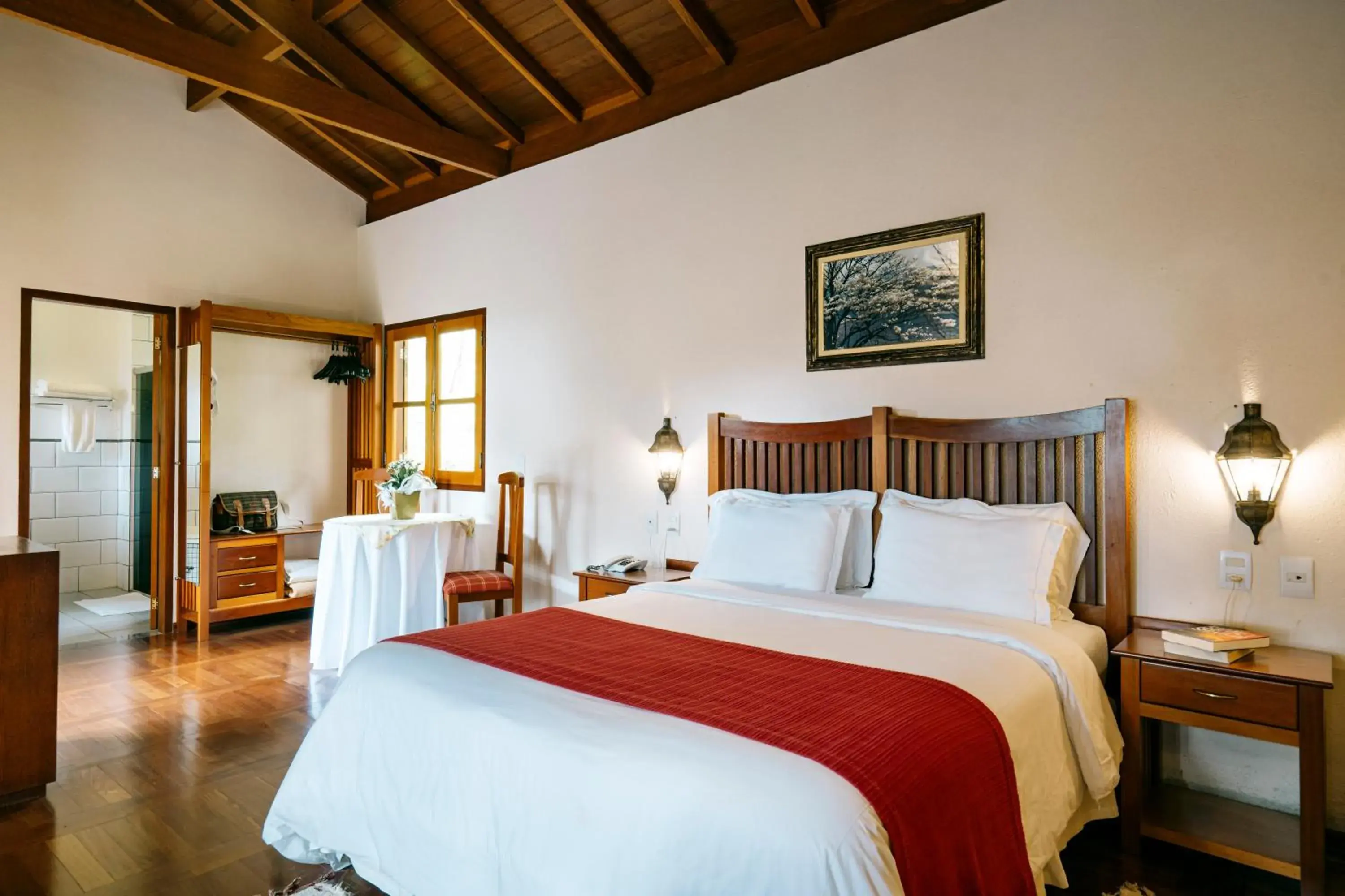 Chalé Luxo com Banheira de Hidromassagem in Pousada Amanita Monte Verde Chalé Luxo com Banheira de Hidromassagem in Pousada Amanita Monte Verde