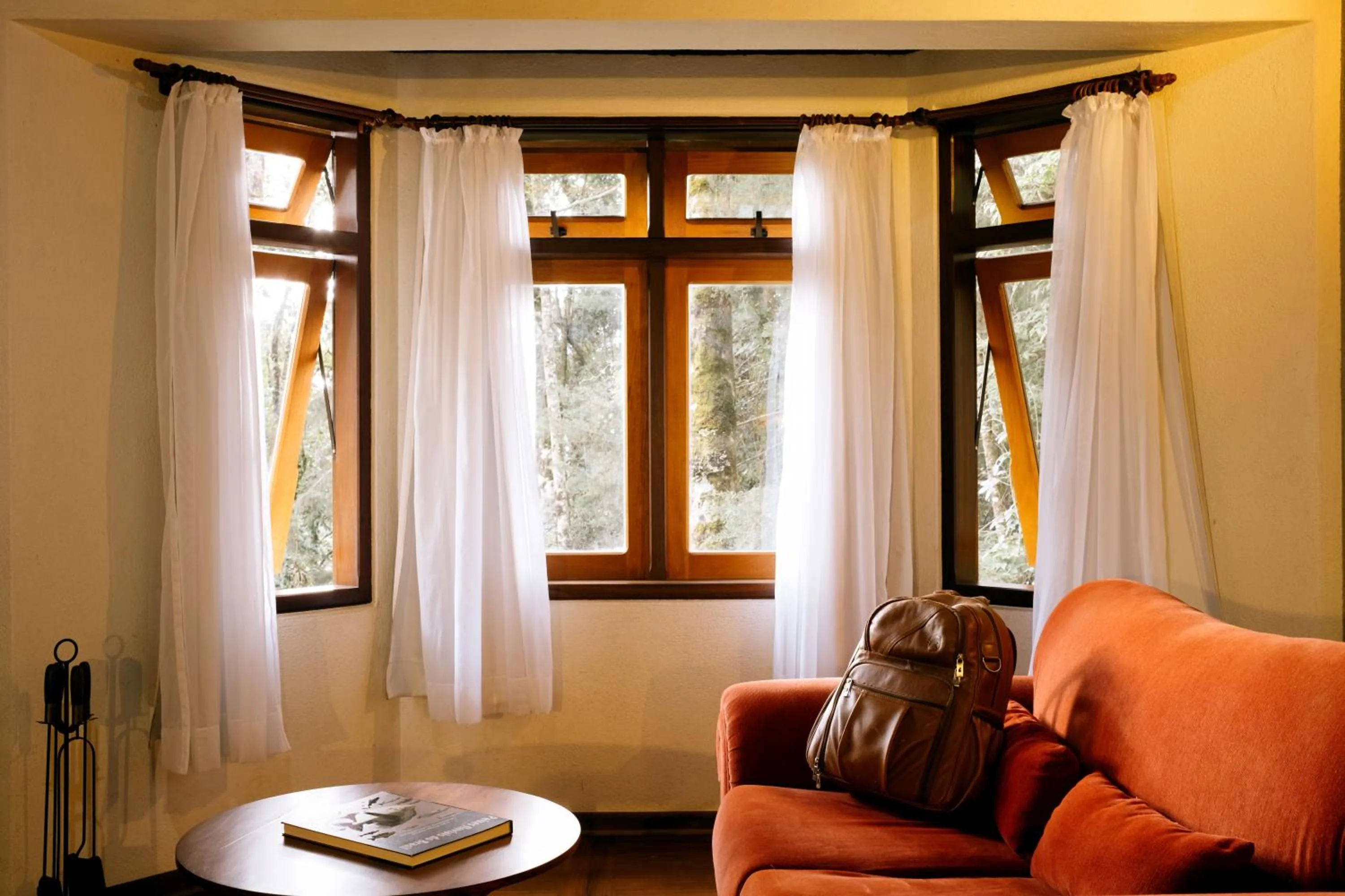 Living room in Pousada Amanita Monte Verde