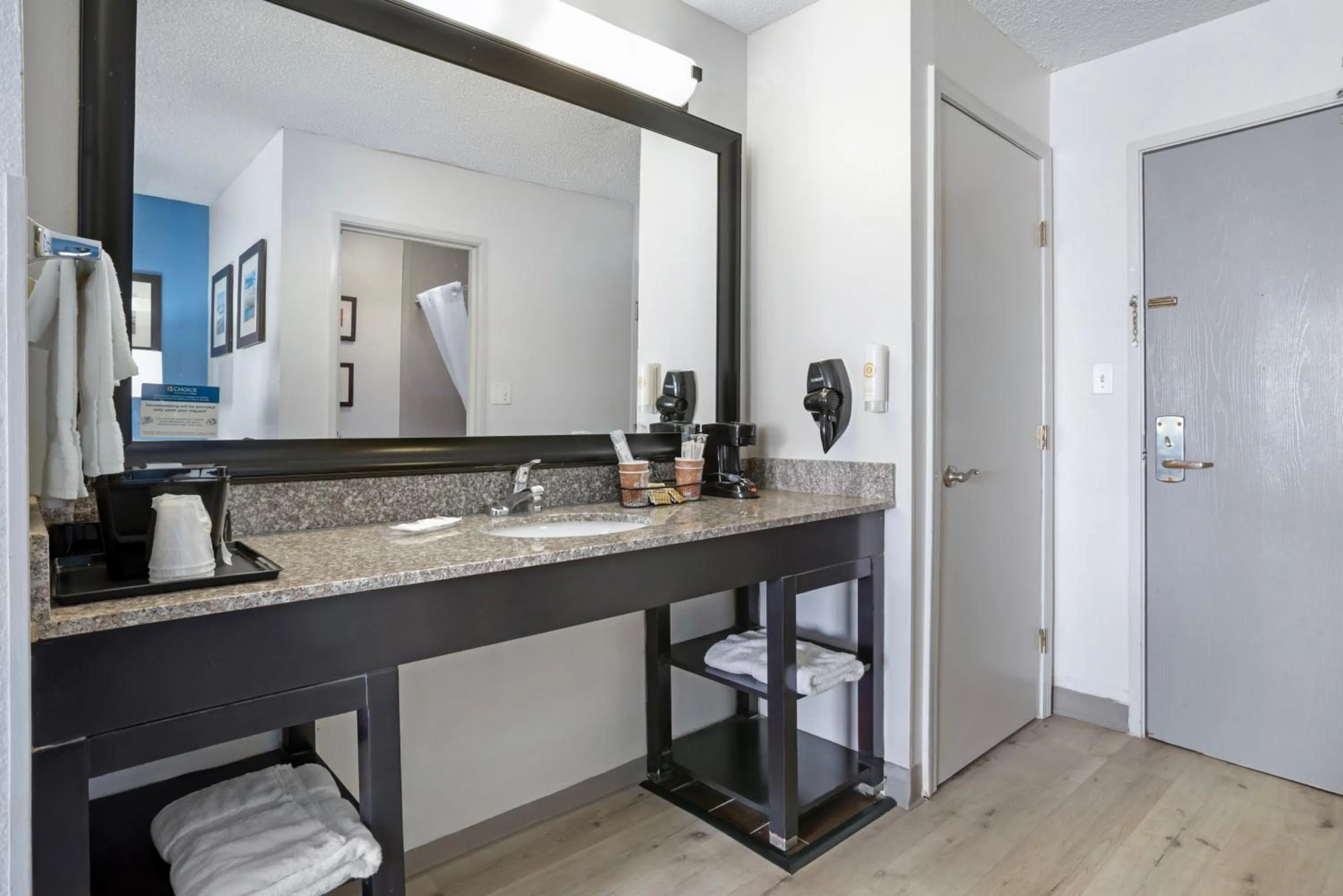 Bathroom in Comfort Inn & Suites Crystal Inn Sportsplex