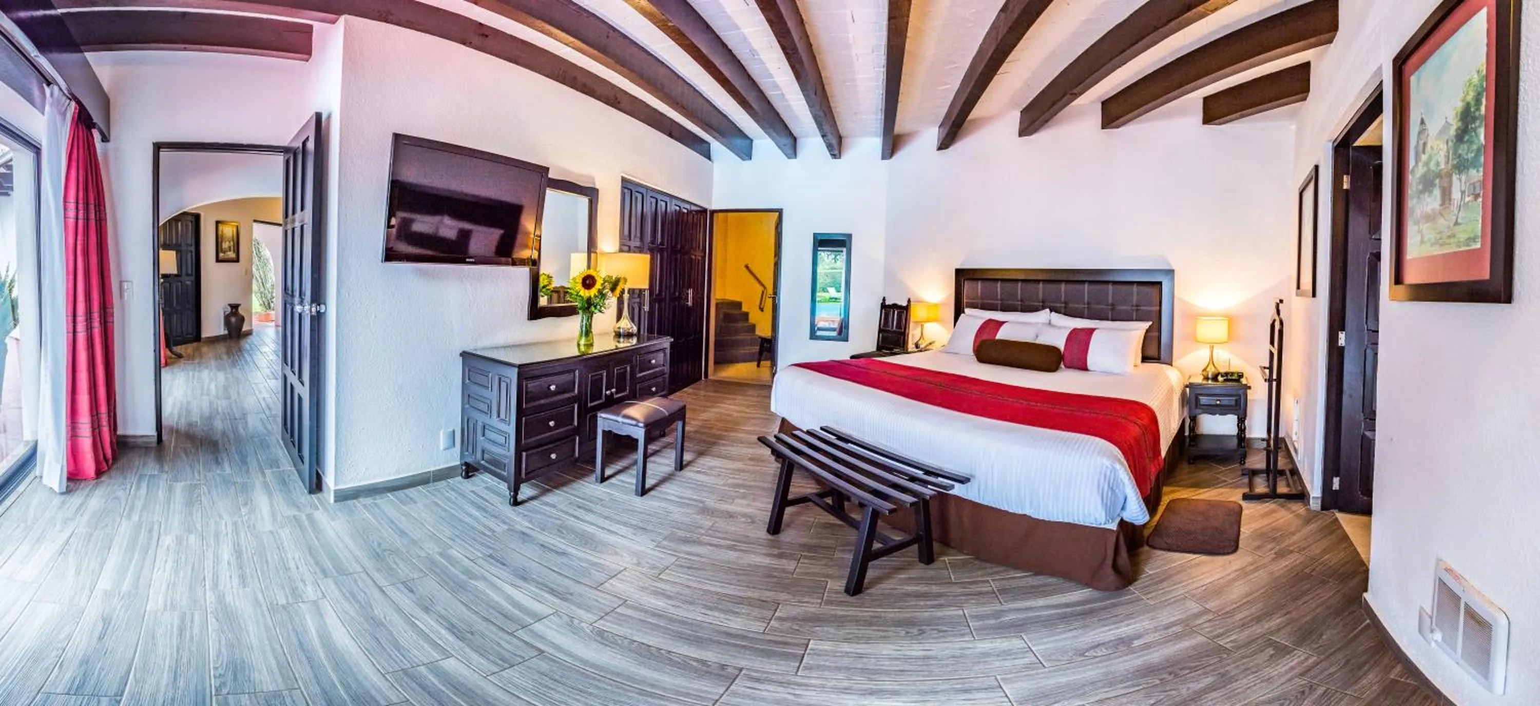 Photo of the whole room, Bed in Best Western Plus Posada de Don Vasco