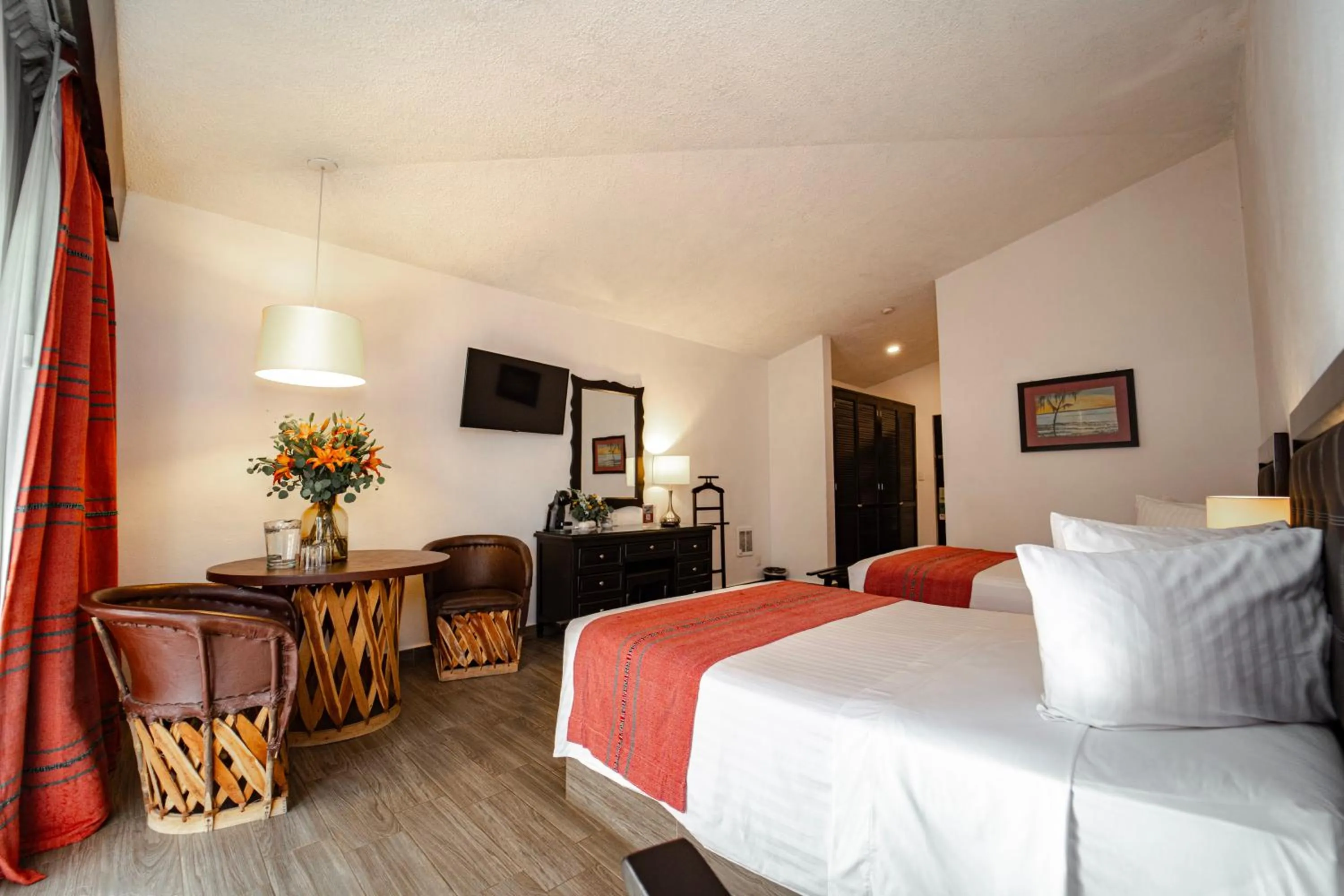 Bedroom, Bed in Best Western Plus Posada de Don Vasco