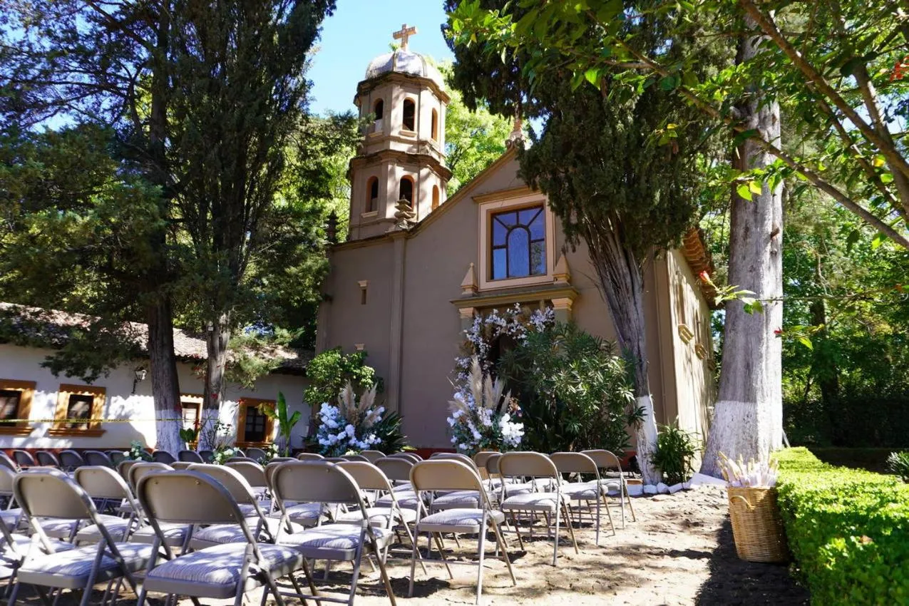 wedding in Best Western Plus Posada de Don Vasco