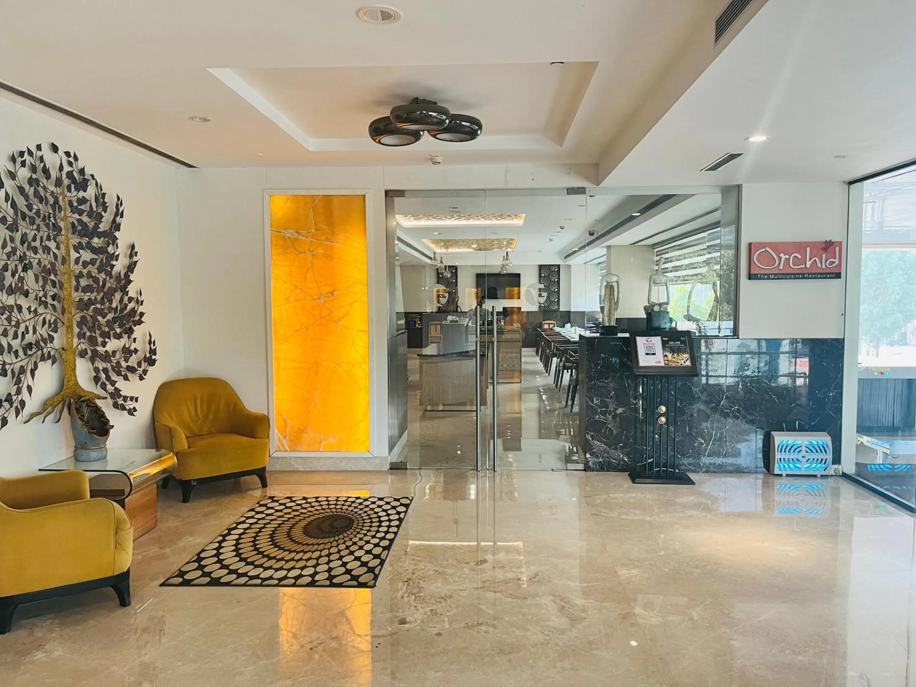 Lobby or reception in Fortune Inn Promenade, Vadodara - Member ITC Hotels' Group